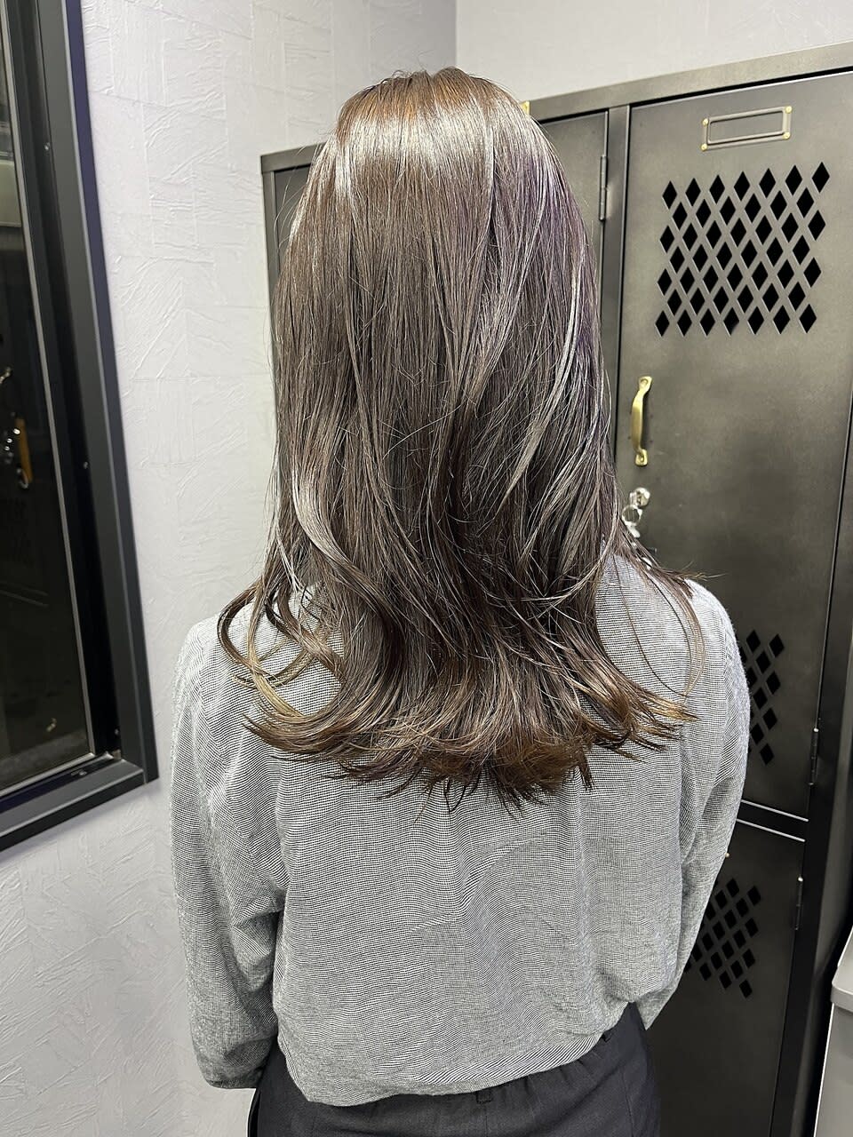 ambitious入間【アンビシャスイルマ】のスタイル紹介。☆ブリーチなし×透明感抜群オリーブブラウン