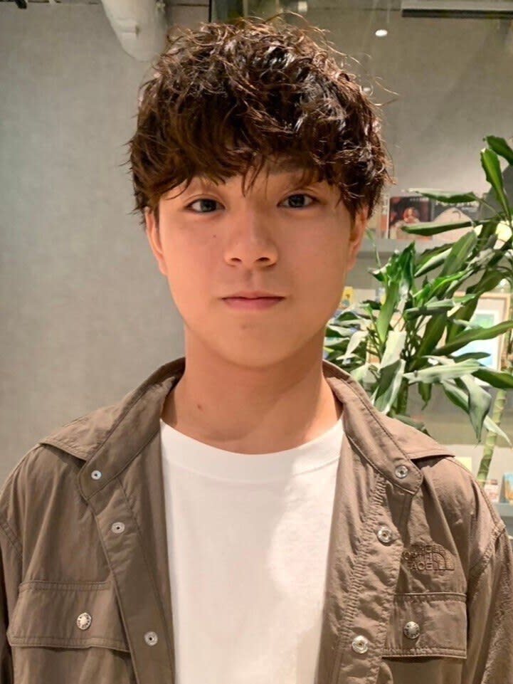 全室完全個室Men's hair salon STELLA【メンズヘアーサロンステラ】のスタイル紹介。マッシュショート ツイストスパイラル ブラウン マッシュ