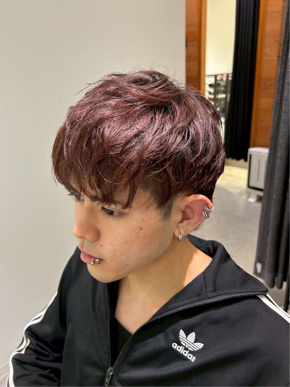ヘアメディカルサロン東京【MEN'S店】【ヘアメディカルサロントウキョウ メンズ】のスタイル紹介。メンズカット/メンズショート/ビジネスメンズカット
