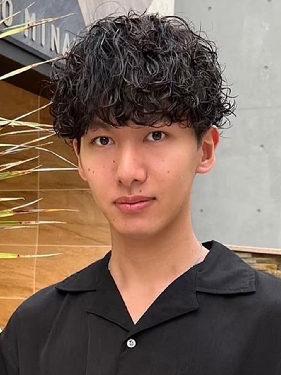 LOUWE HOMME/men's salon/メンズサロン/立川【ローウェ オム メンズサロン メンズサロン タチカワ】のスタイル紹介。波巻きスパイラルパーマツイストスパイラルパーマスパイラル