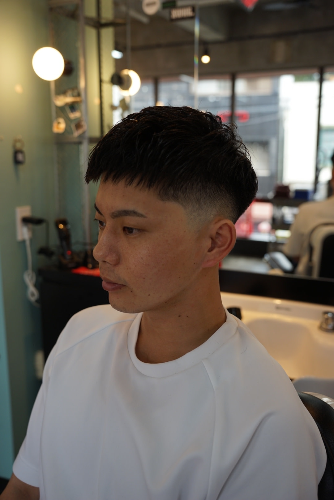 TIGHT SWAG BARBERWORKS【タイトスワッグバーバーワークス】のスタイル紹介。クロップ×スキンフェード