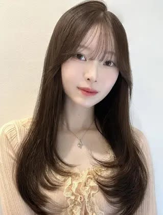 DISCO 銀座 【ディスコ ギンザ】【ディスコ ギンザ】のスタイル紹介。韓国風レイヤーカット【銀座駅/学割U24/前髪カット】