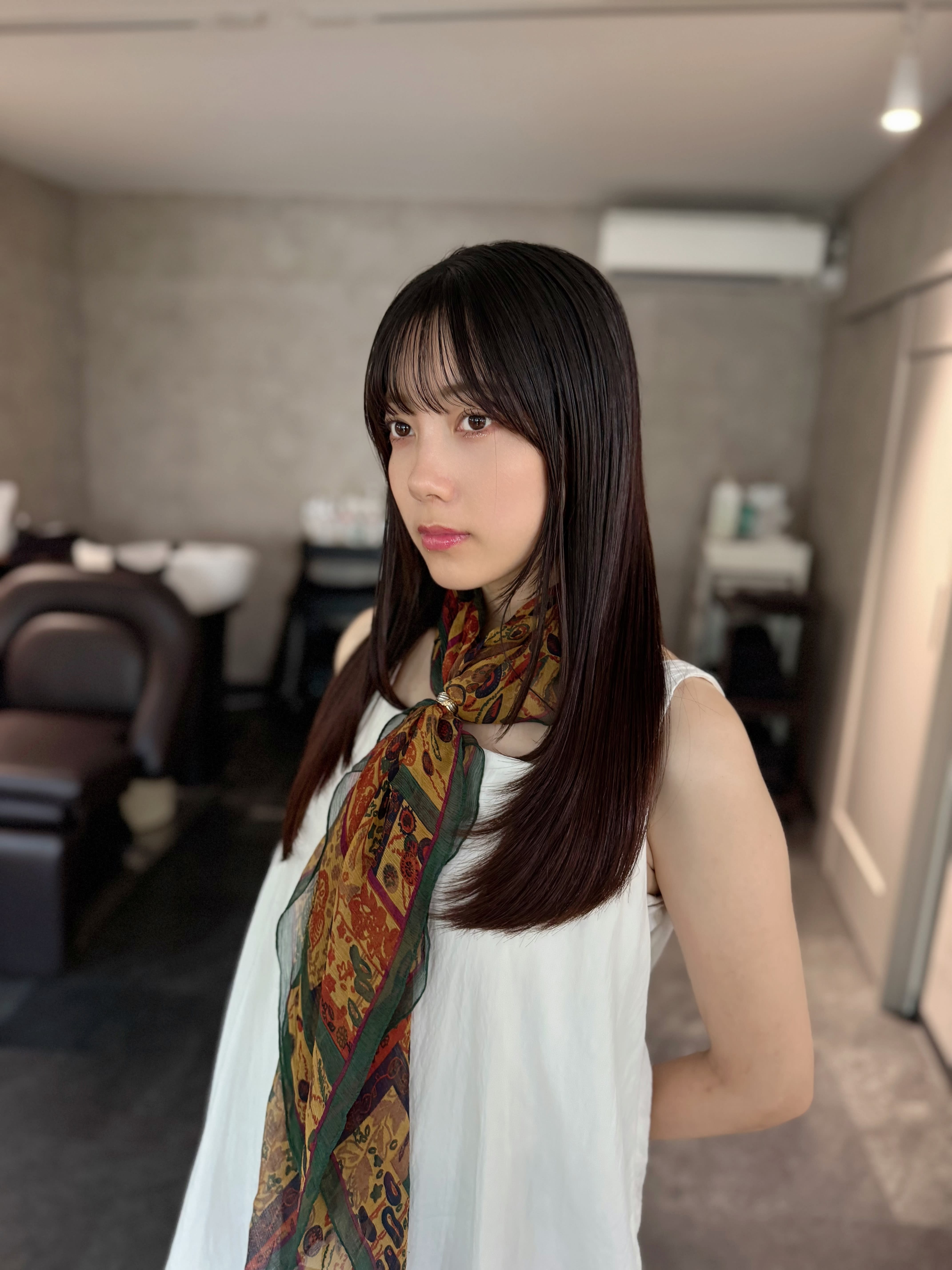 髪質改善 fiica【カミシツカイゼン フィーカ】のスタイル紹介。綺麗な艶髪スタイル　美髪ロングレイヤー　縮毛矯正