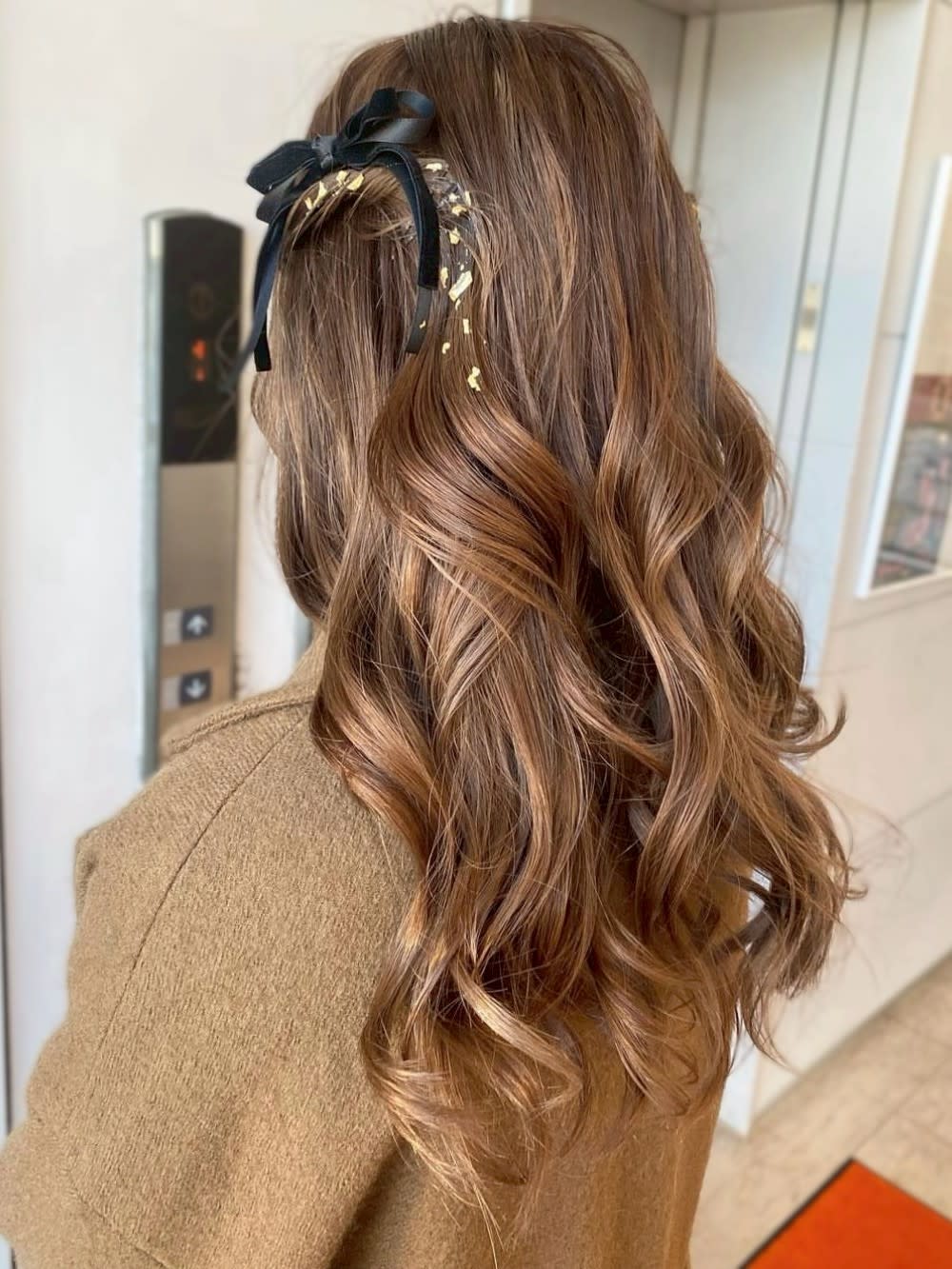 岡山髪質改善美容室 hair studio Chao by MICHI 【ヘアースタジオチャオ】【オカヤマカミシツカイゼンビヨウシツヘアースタジオチャオバイミチ】のスタイル紹介。【ChaoMICHI yu-ka】ヘアアレンジ ウェーブヘア