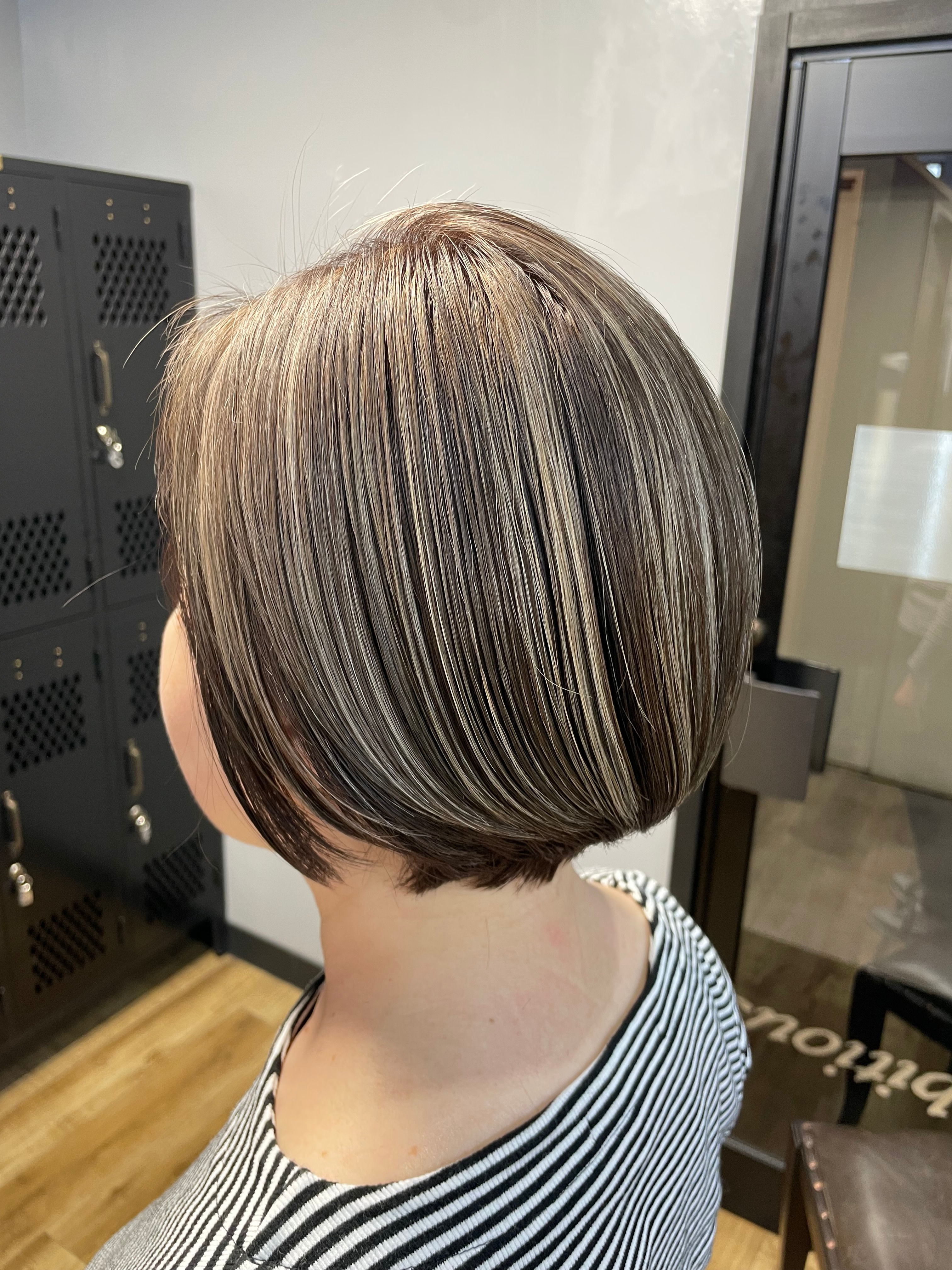 ambitious 本川越店【アンビシャス】【アンビシャス ホンカワゴエテン】のスタイル紹介。☆白髪のお悩み解決できます×40代50代白髪ぼかしハイライト