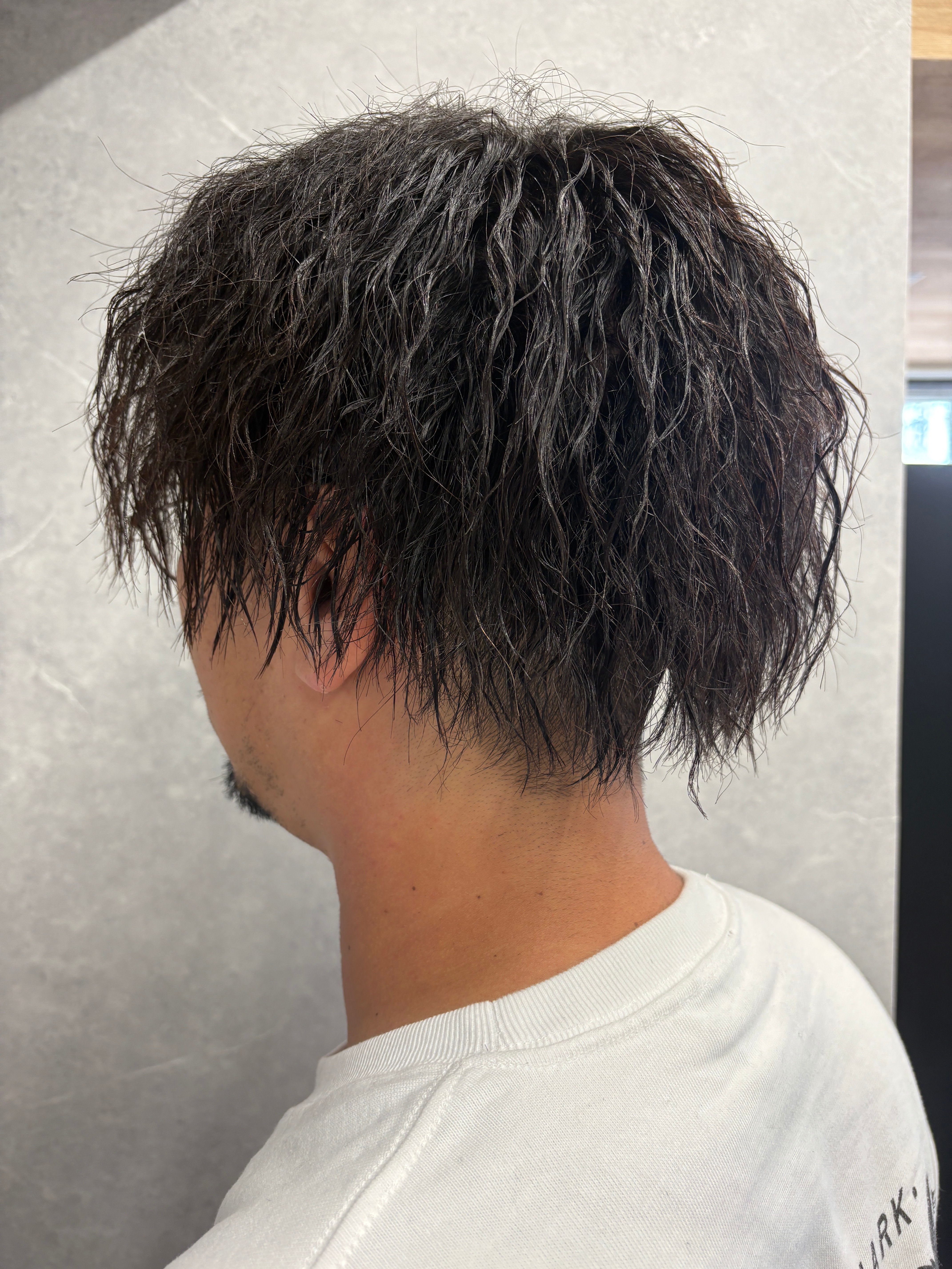 men's salon Blank by SKY【メンズサロンブランクバイスカイ】のスタイル紹介。縦落ちハードツイストセンターパート