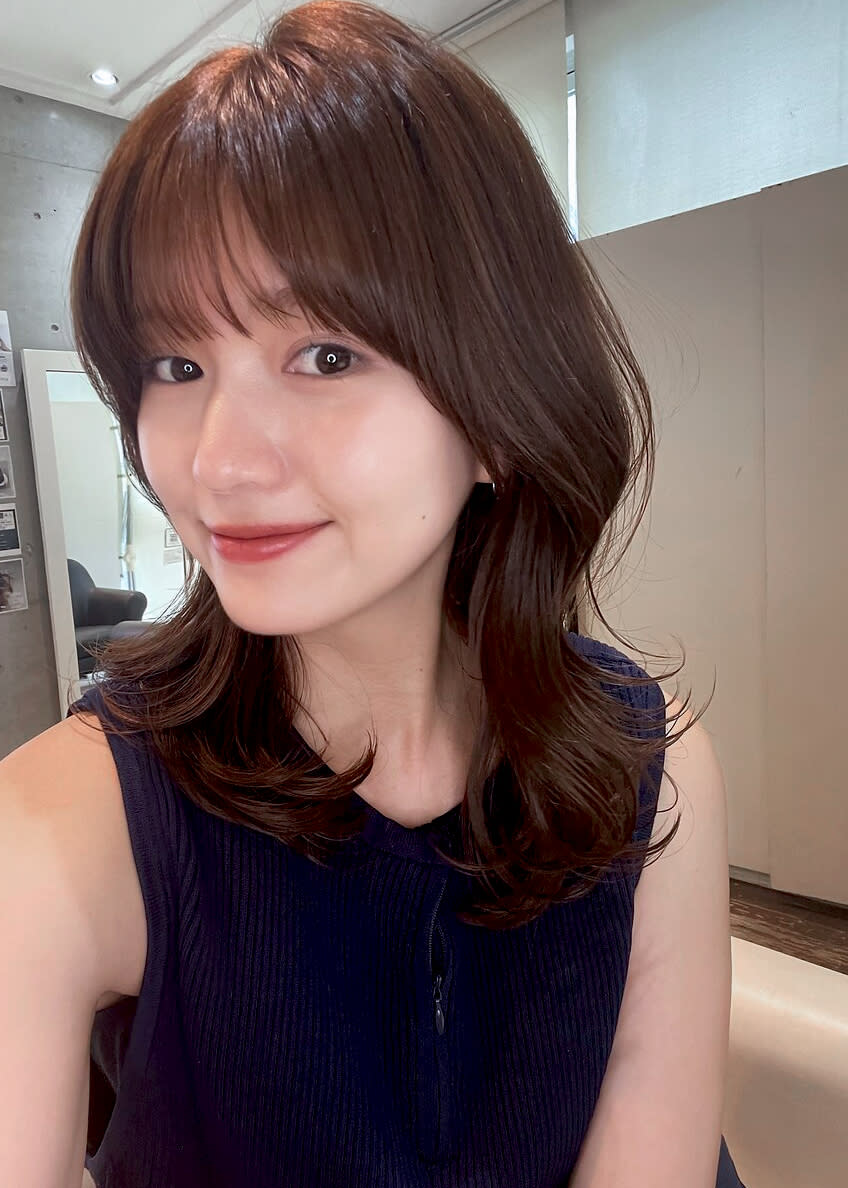 CARE 梅田【ケア ウメダ】のスタイル紹介。小顔見せ韓国風Cカールミディレイヤー