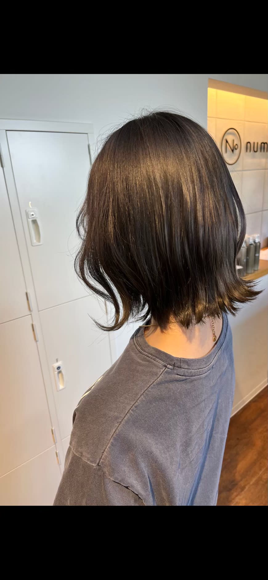 N°Elune 秋田店【ナンバー エリュン アキタテン】のスタイル紹介。透明感グレー