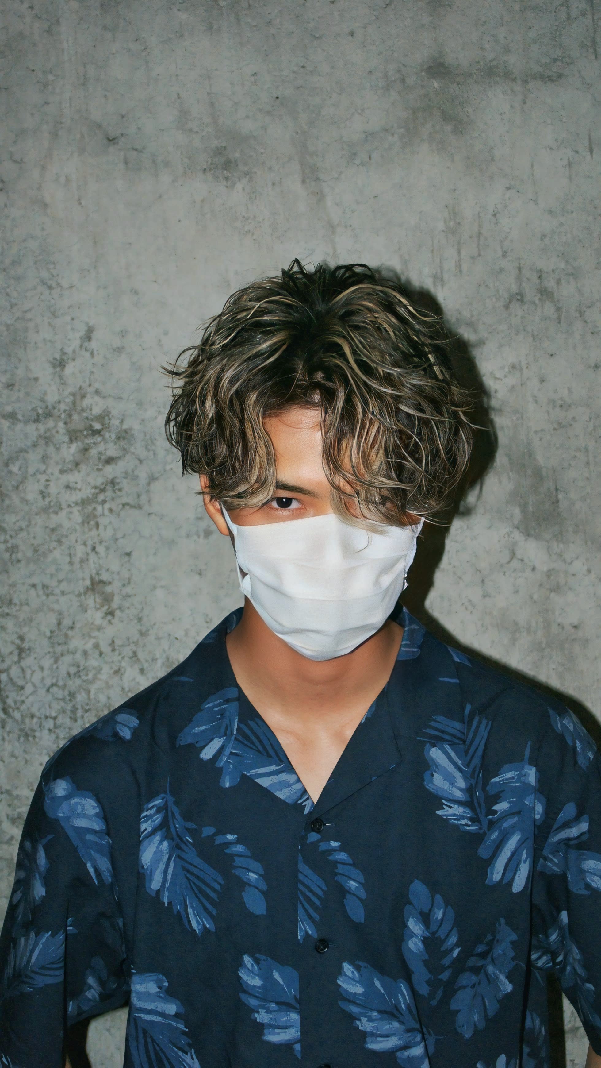 Les Mains メンズ特化サロン【レマン】【レマン メンズトッカサロン】のスタイル紹介。スパイラル　センターパート