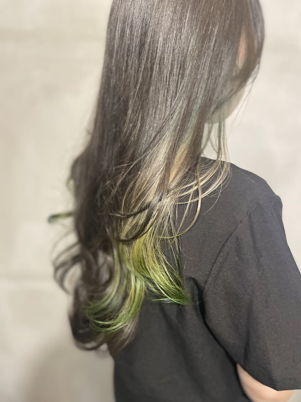 hair salon ulu【ヘアーサロンウル】のスタイル紹介。（竹内）ポイントカラー