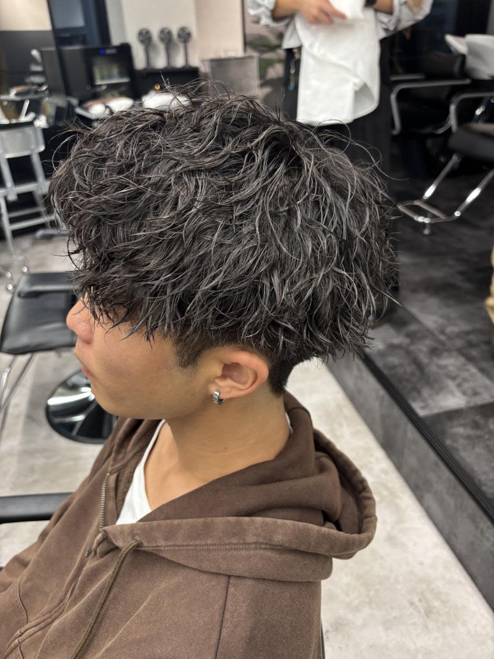 CØDE by KENJE【コードバイケンジ】のスタイル紹介。ツイストスパイラルで作る圧倒的束感＆無造作スタイル