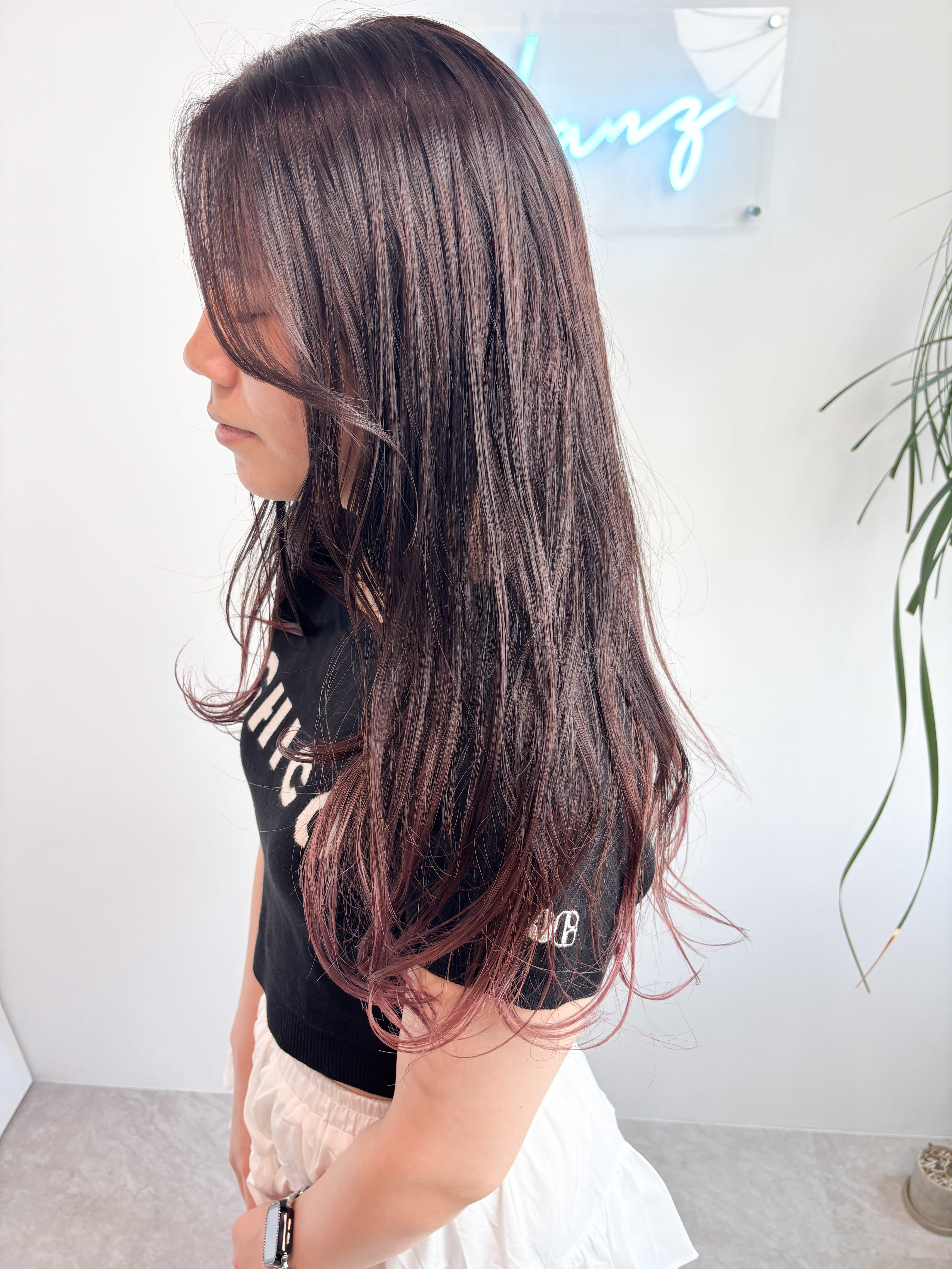 GLANZ 【グランツ】【グランツ】のスタイル紹介。大人ロング×艶っぽいグラデーションカラー（ピンク）