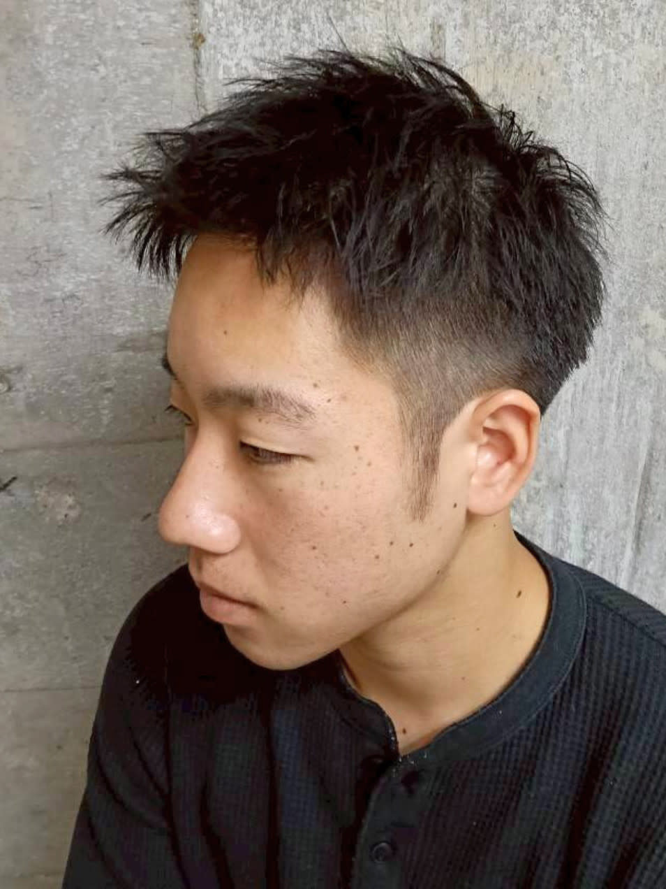 MEN'S SALON alfRed 平針店【メンズサロン アルフレッド ヒラバリテン】のスタイル紹介。カット　爽やか　ビジネス　黒髪　ブラウン　