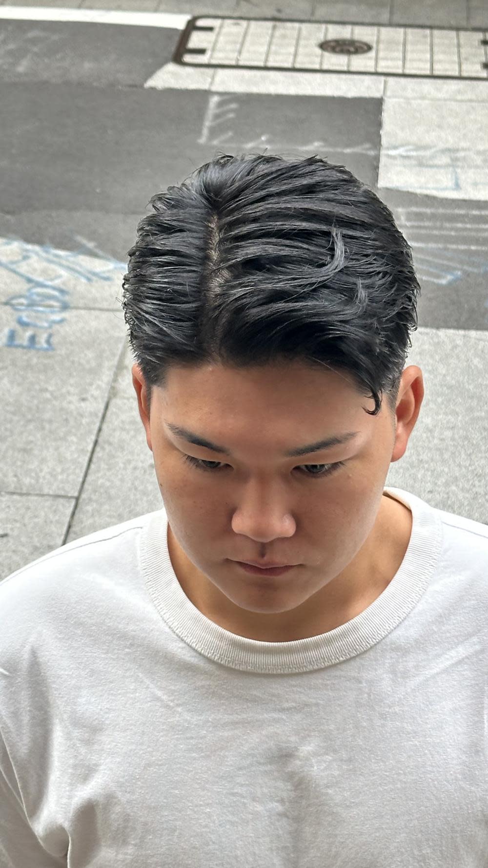 ドルクス日本橋【ドルクス ニホンバシ】のスタイル紹介。ビジネスショート　七三　フェード