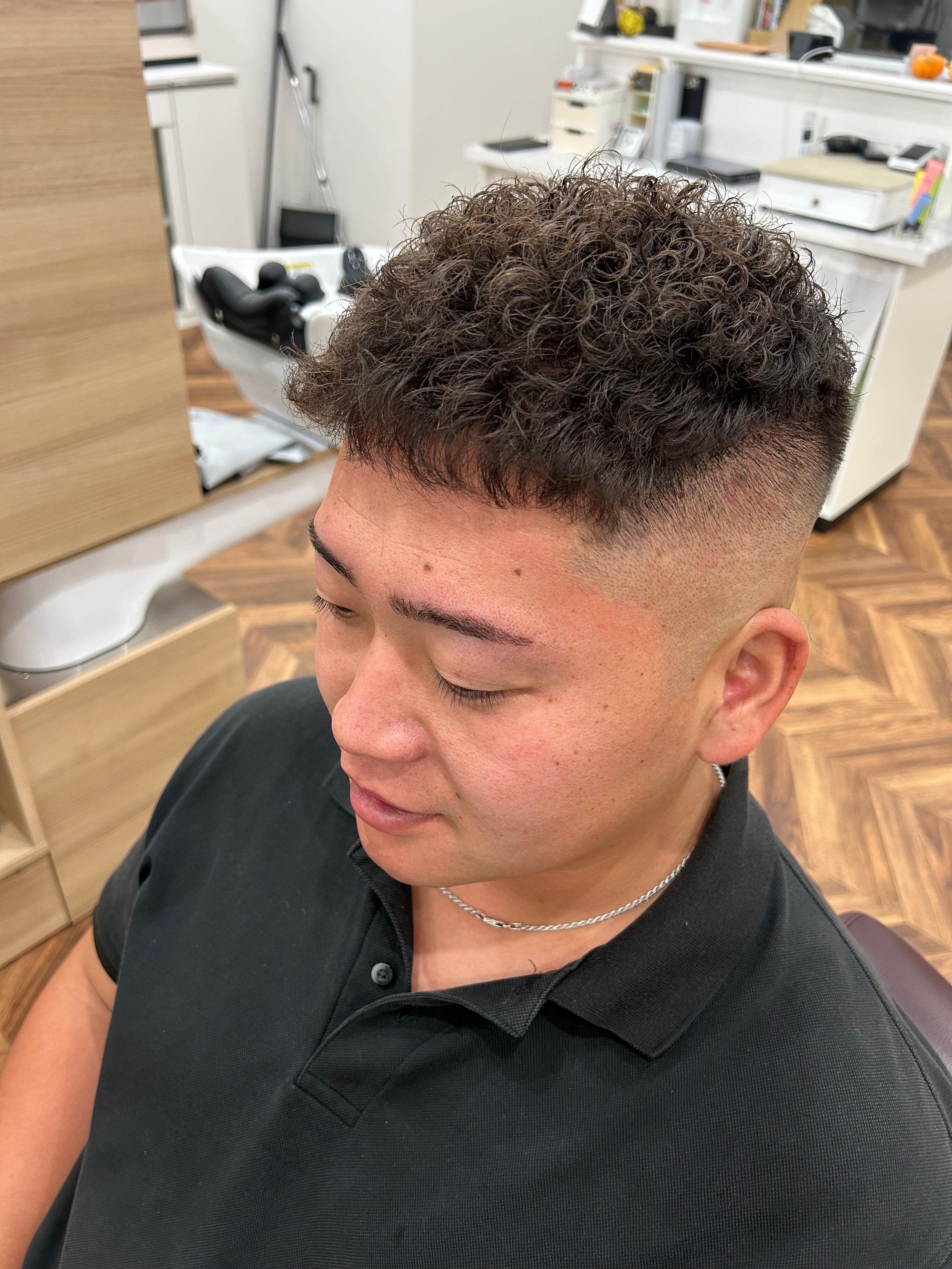 Hikari by ISAMI men's 西川口【ヒカリ バイ イサミ メンズ】【ヒカリ バイ イサミ メンズ】のスタイル紹介。Hikari by ISAMI men's 西川口×スタイル