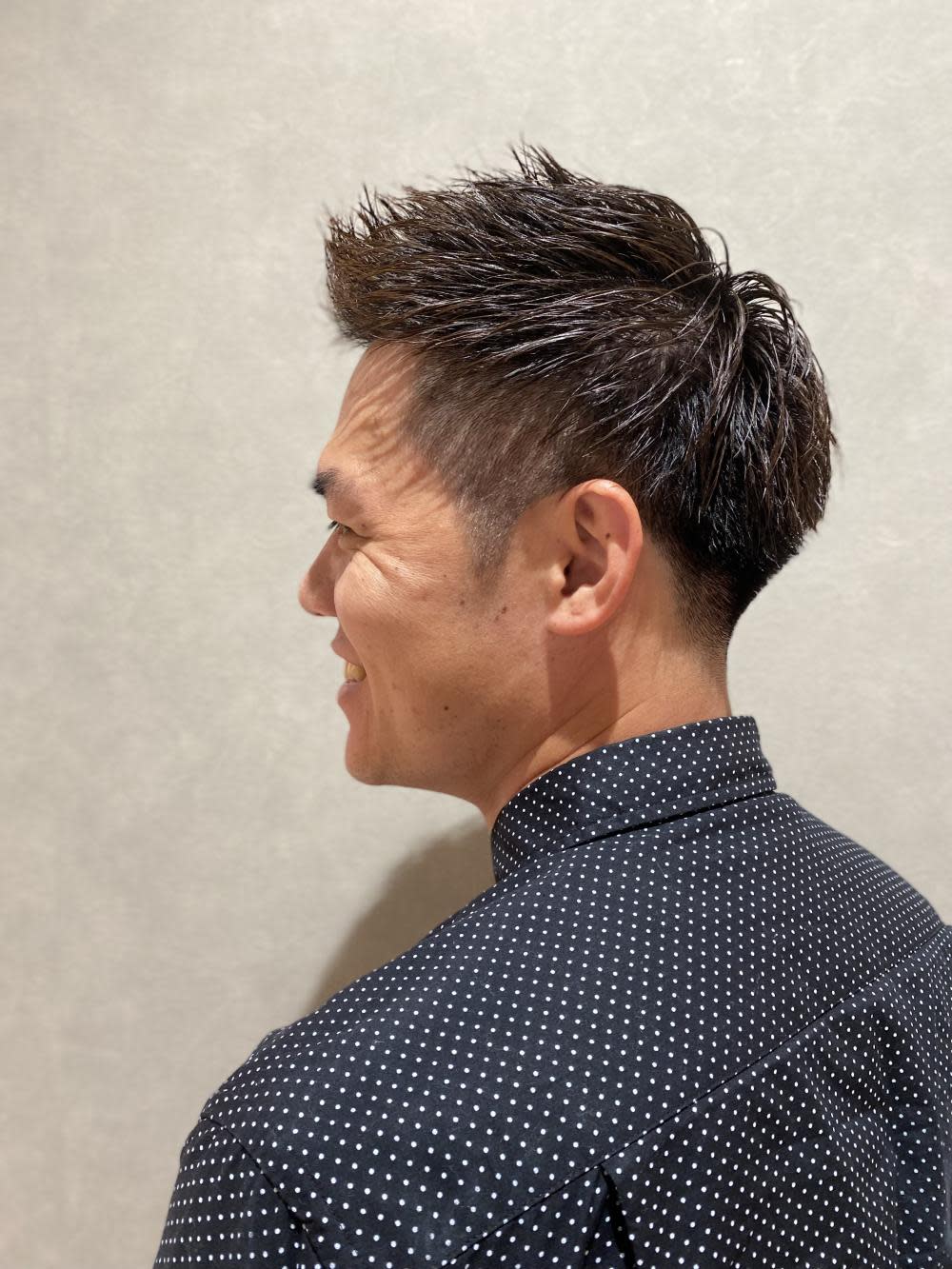 半個室型美容室 Sourire 久留米花畑店【ハンコシツガタビヨウシツ スーリール クルメハナバタケテン】のスタイル紹介。メンズ刈り上げ、ツーブロック