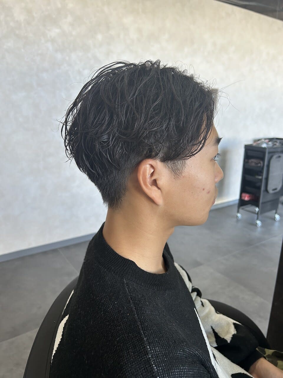 MEN'S HAIR B-8 宇都宮【メンズ ヘア ビーエイト】【メンズヘアー ビーエイト ウツノミヤ】のスタイル紹介。シャドウパーマ