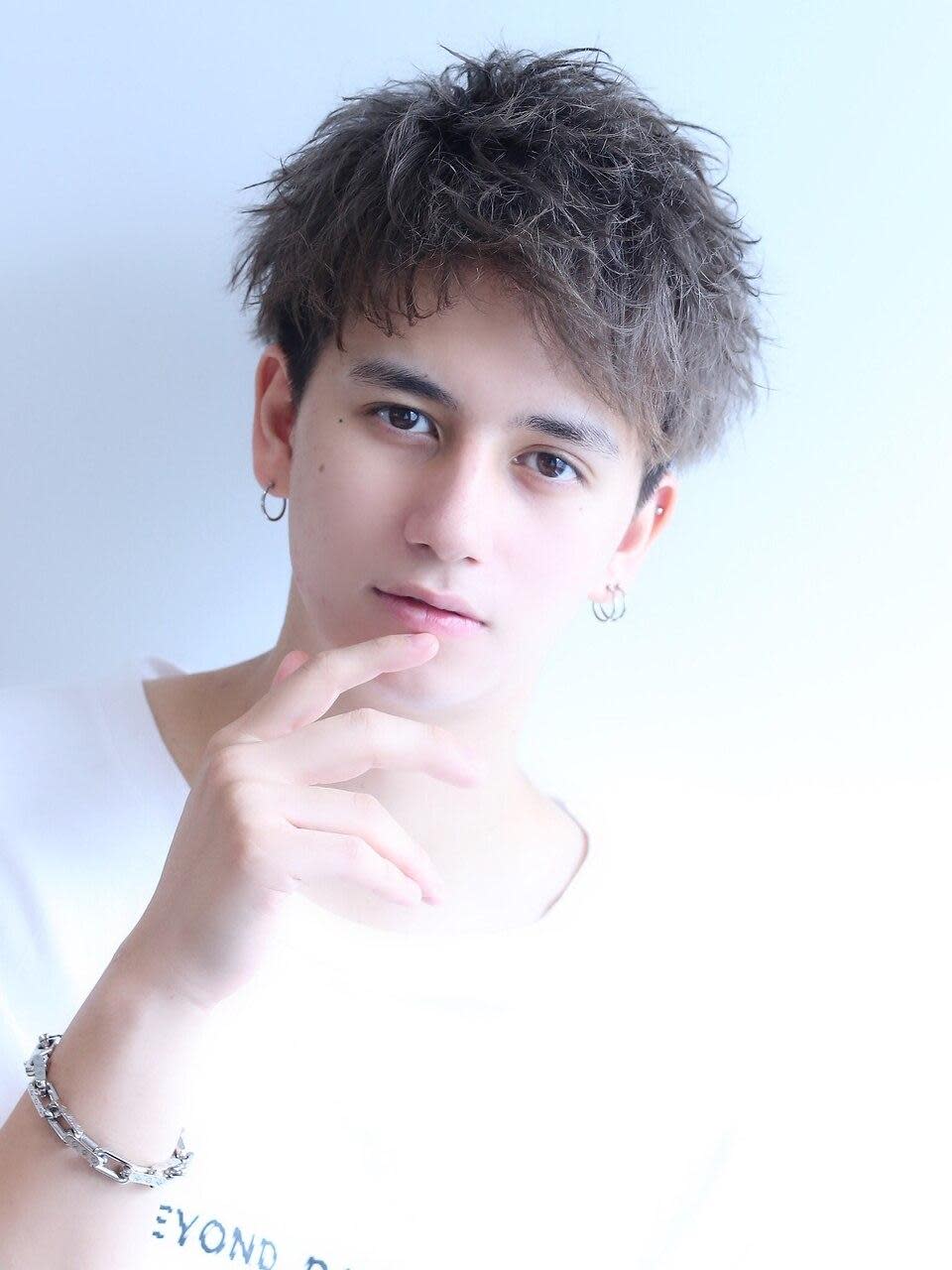 LIPPS hair 池袋【リップスヘアー】【リップス ヘアー イケブクロ】のスタイル紹介。2wayグレージュショート