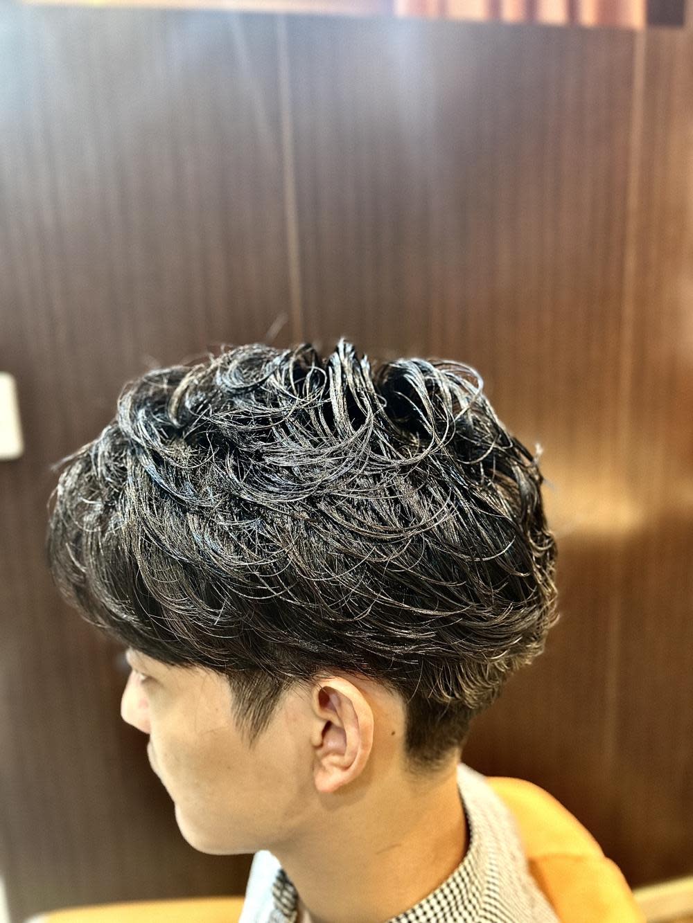 ヘアーモードキクチ 神田日銀通り店【ヘアーモードキクチ】のスタイル紹介。神田パーマ