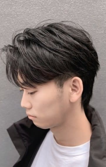 【メンズ個室サロン】ALL DAY HELLO'S【メンズコシツサロン オールデイハローズ】のスタイル紹介。ナチュラルセンターパート×束感ショート