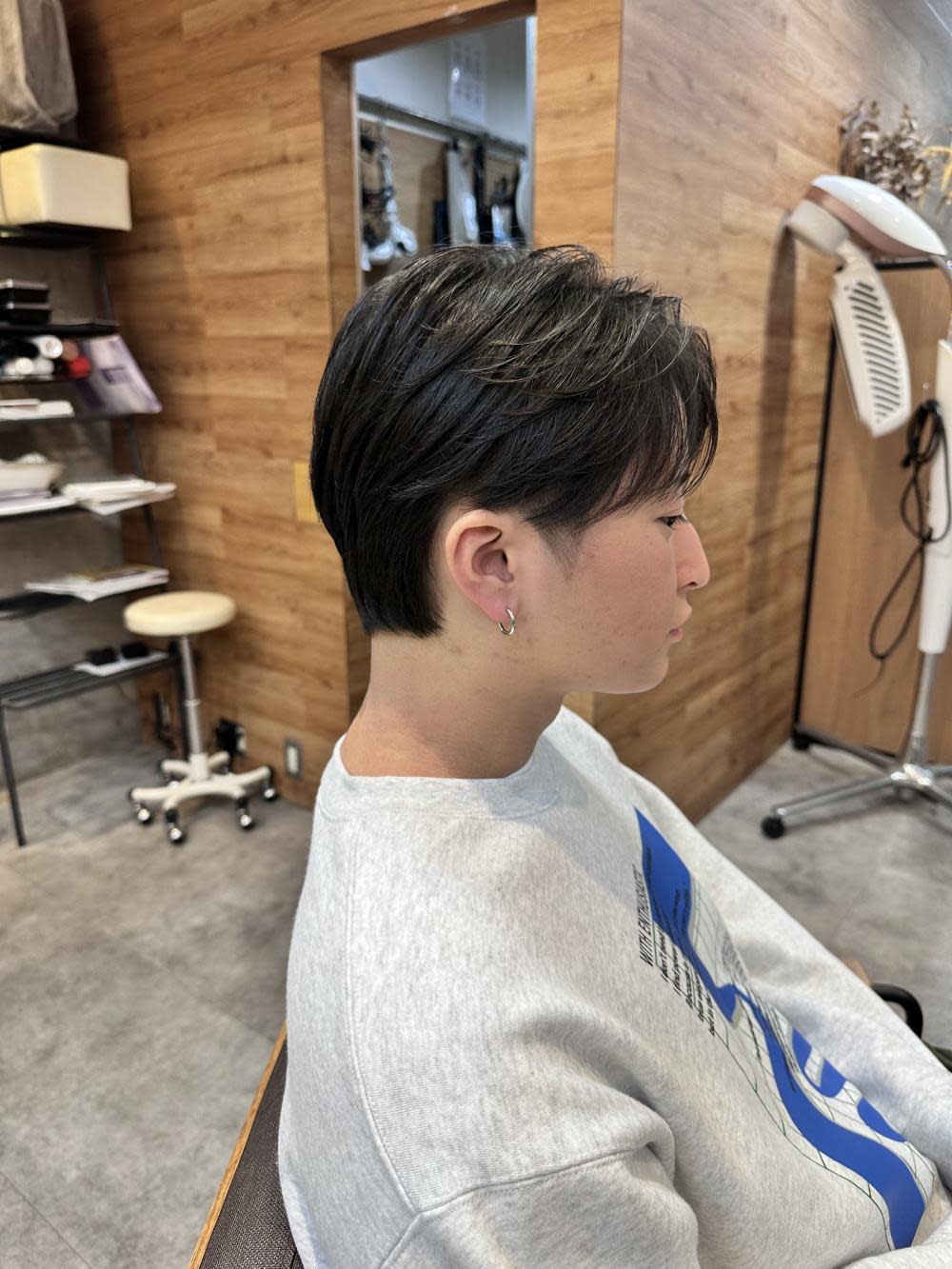 HEAT TOKYO 目黒店【ヒート トウキョウ メグロテン】のスタイル紹介。フェザーショート