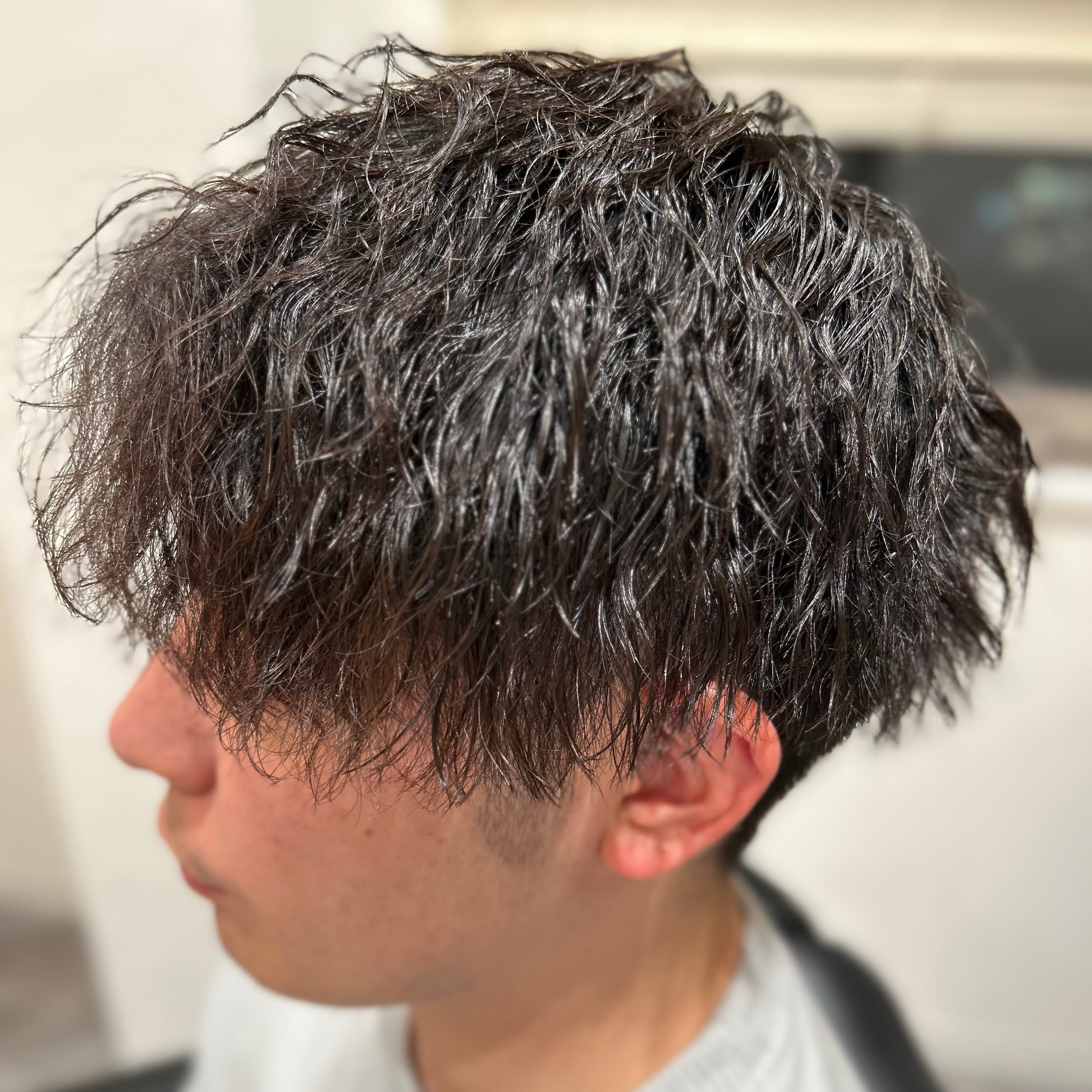 Pu-ro Barber【プーロバーバー】のスタイル紹介。ツイストスパイラルパーマ