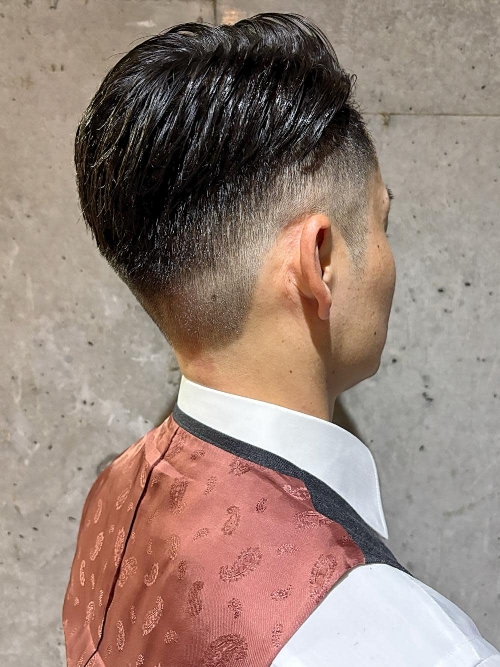 L U X I S ［本店］【ラグシス ホンテン】のスタイル紹介。ビジネスフェードStyle【立川/メンズ】