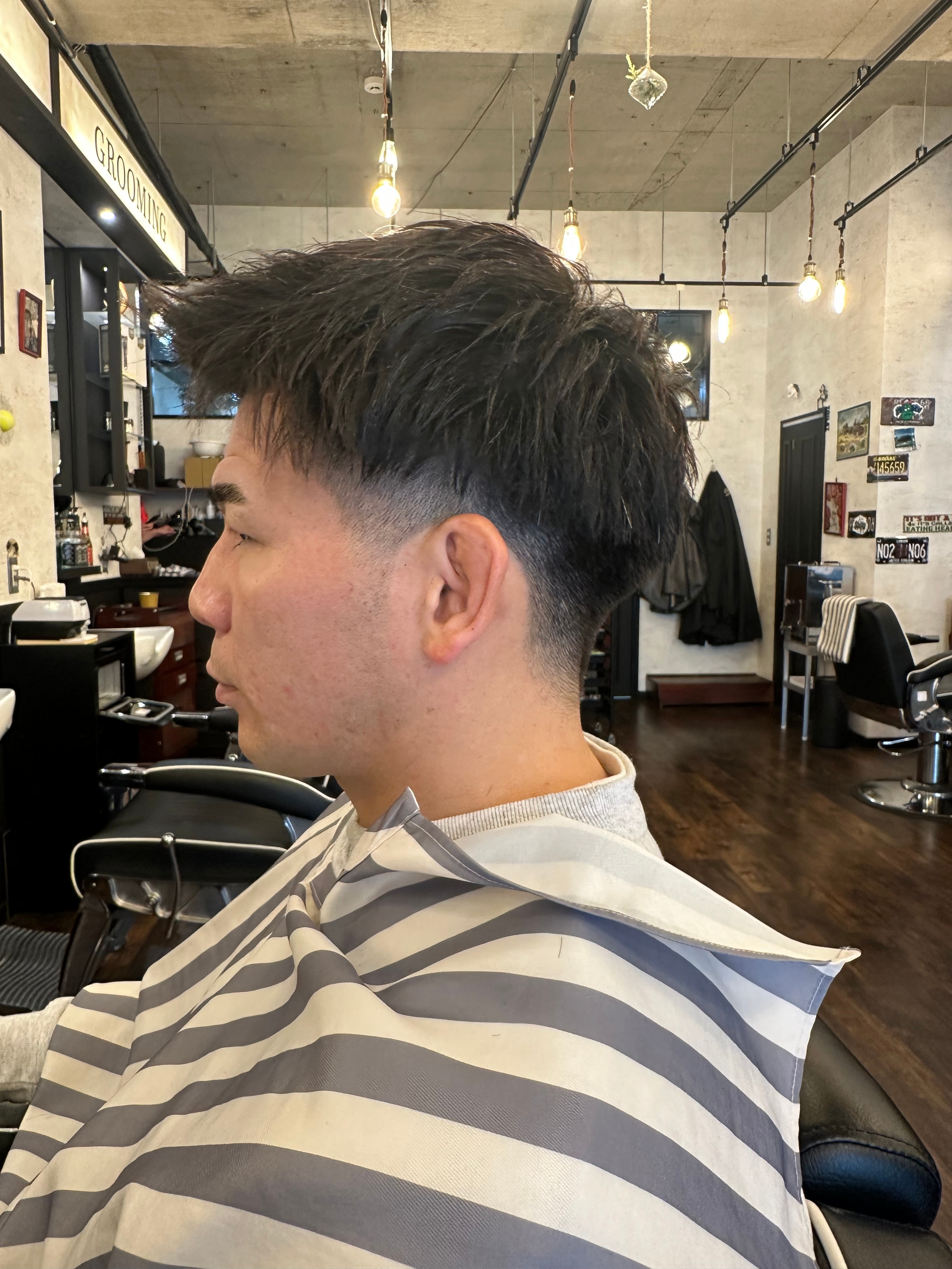 Bro Tokyo BARBERSHOP 神田店 MEN'S専門理容室【ブロートーキョーバーバーショップカンダテンメンズセンモンリヨウシツ】のスタイル紹介。ナチュラルツーブロック