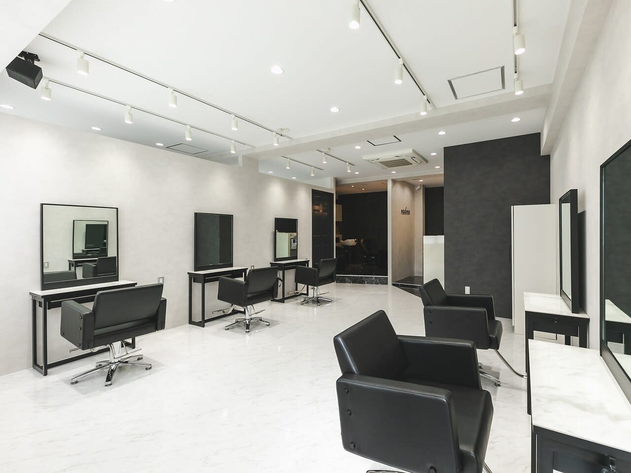 Agu hair radeca 星が丘店【アグ ヘアー ラデカ】のアイキャッチ画像