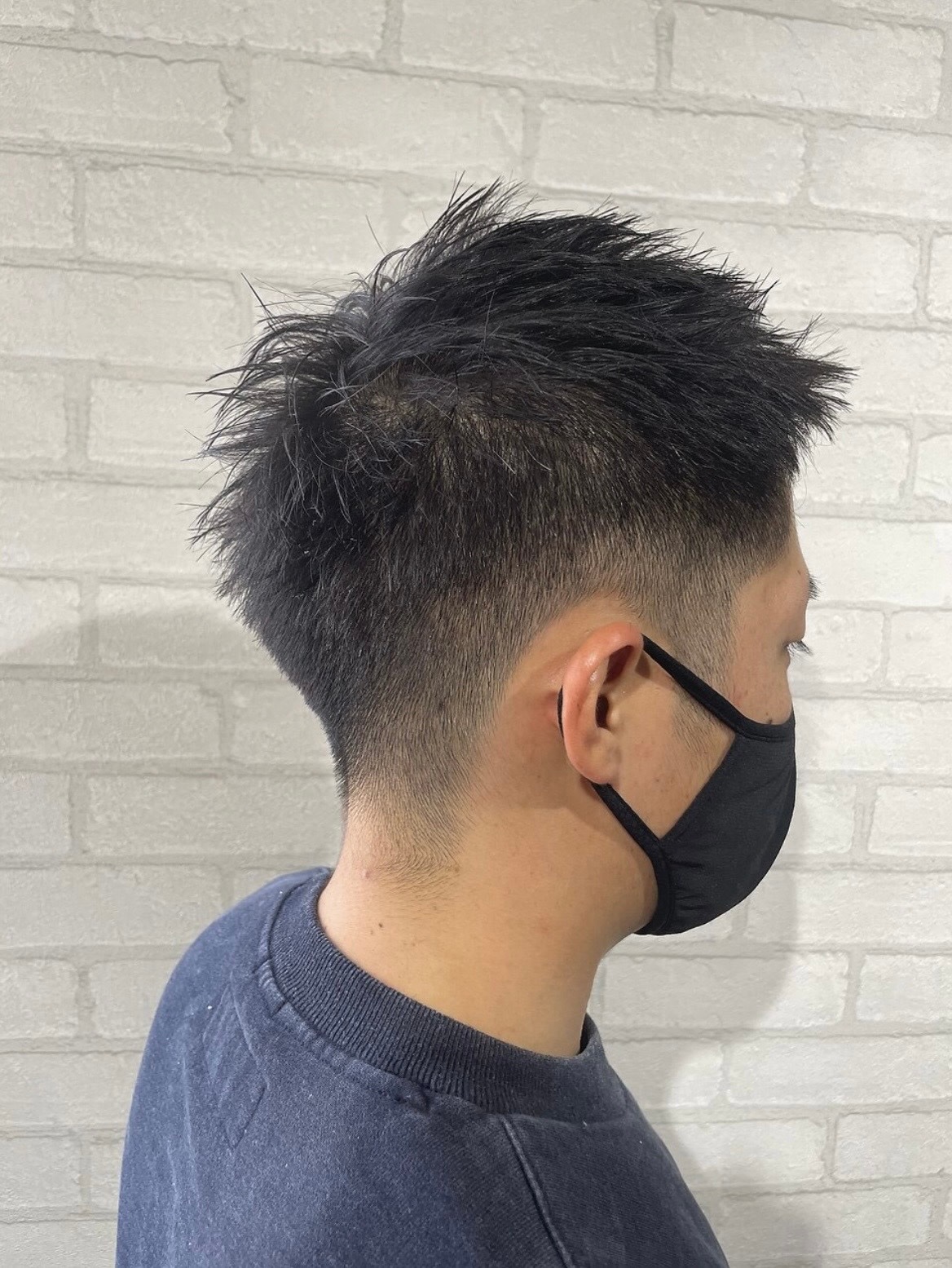 Vis Hair＆Beauty 西新井店【ビス ヘア アンド ビューティー】【ビス ヘアアンドビューティー】のスタイル紹介。ショートフェード×束感トップ