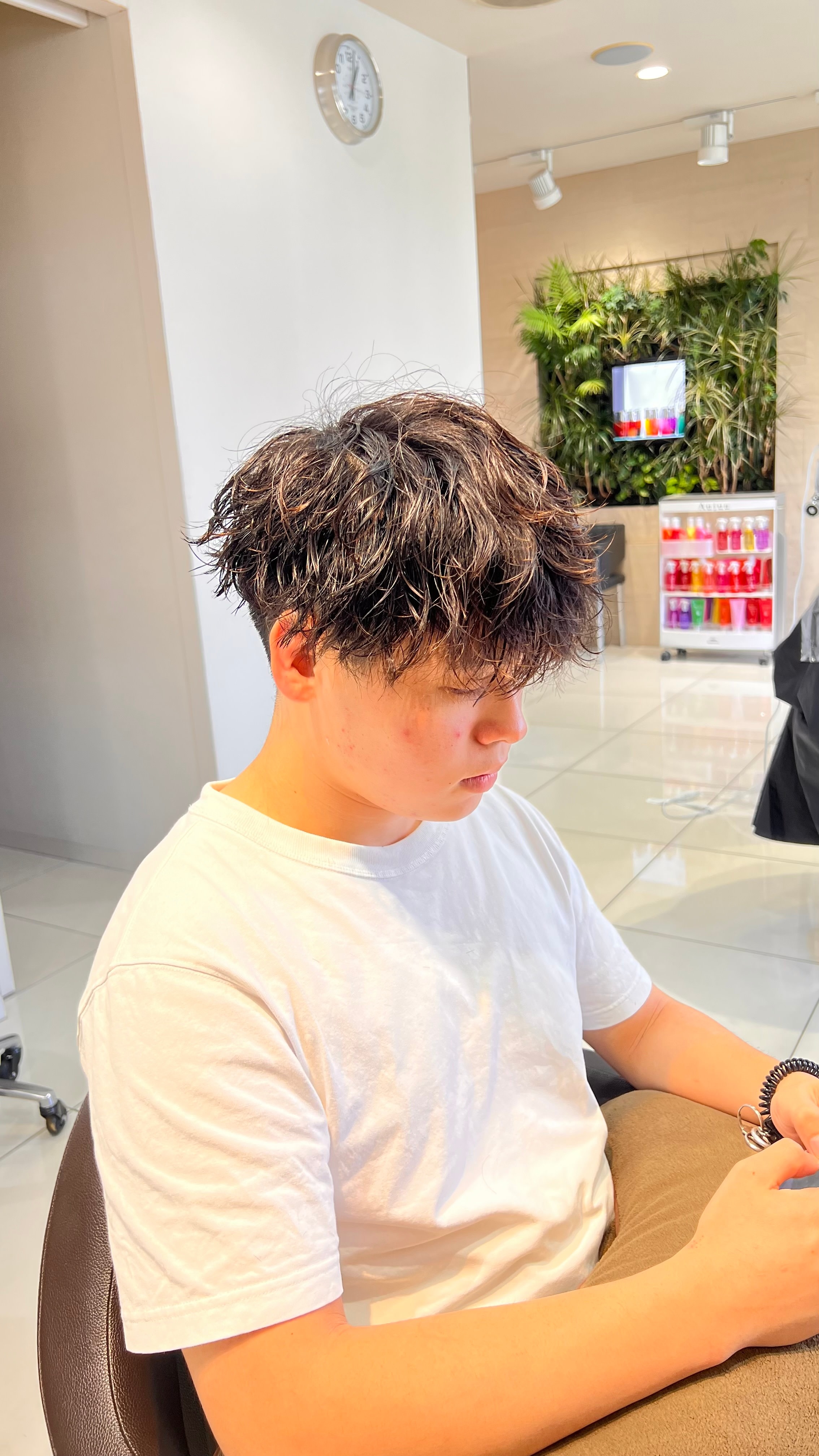 LUCK由比ヶ浜【ラックユイガハマ】のスタイル紹介。【今流行りのシャドウパーマ】