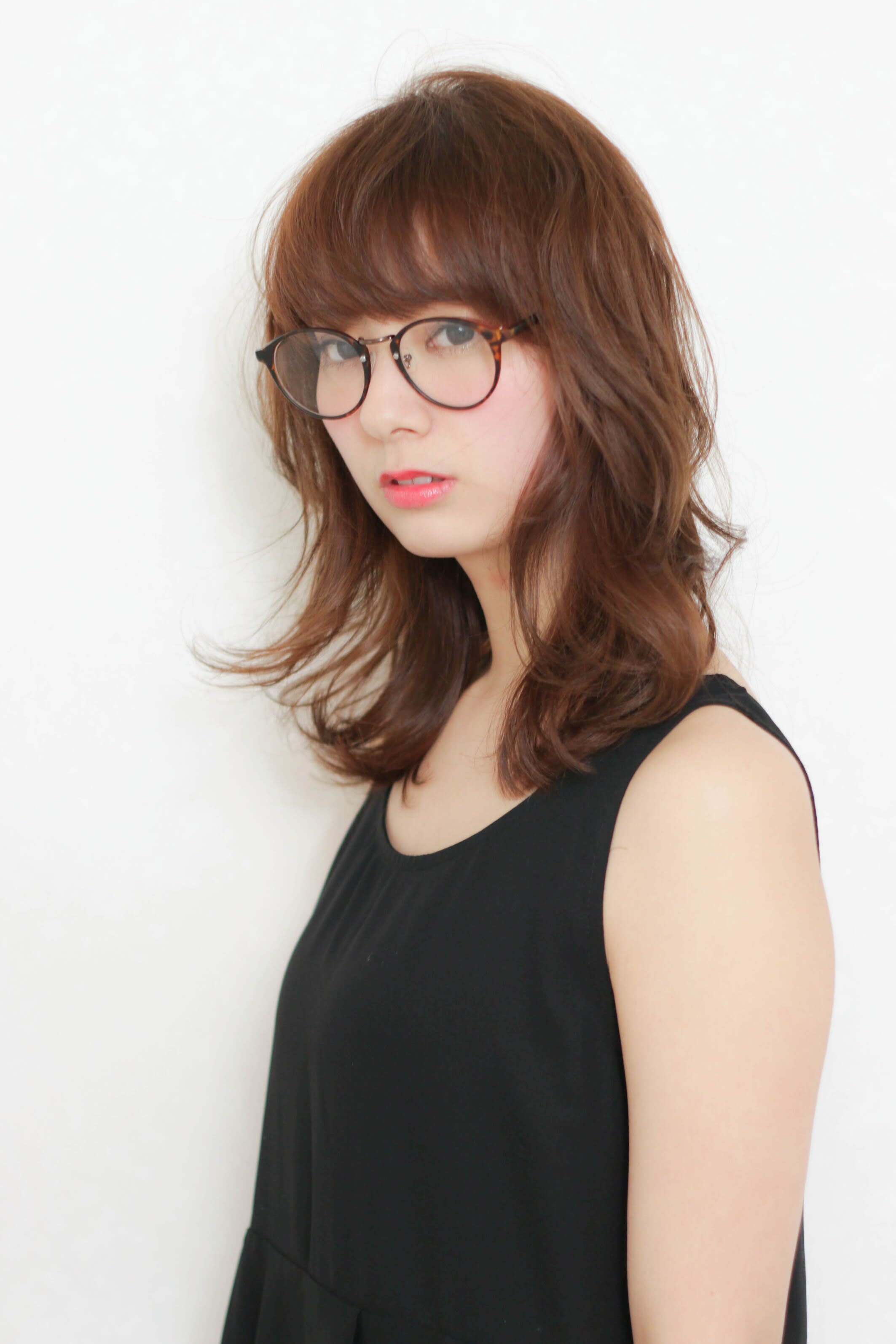 Lolonois 豊中【ロロネー トヨナカ】のスタイル紹介。【Lolonois豊中】モードメガネ女子（鈴木正登志）