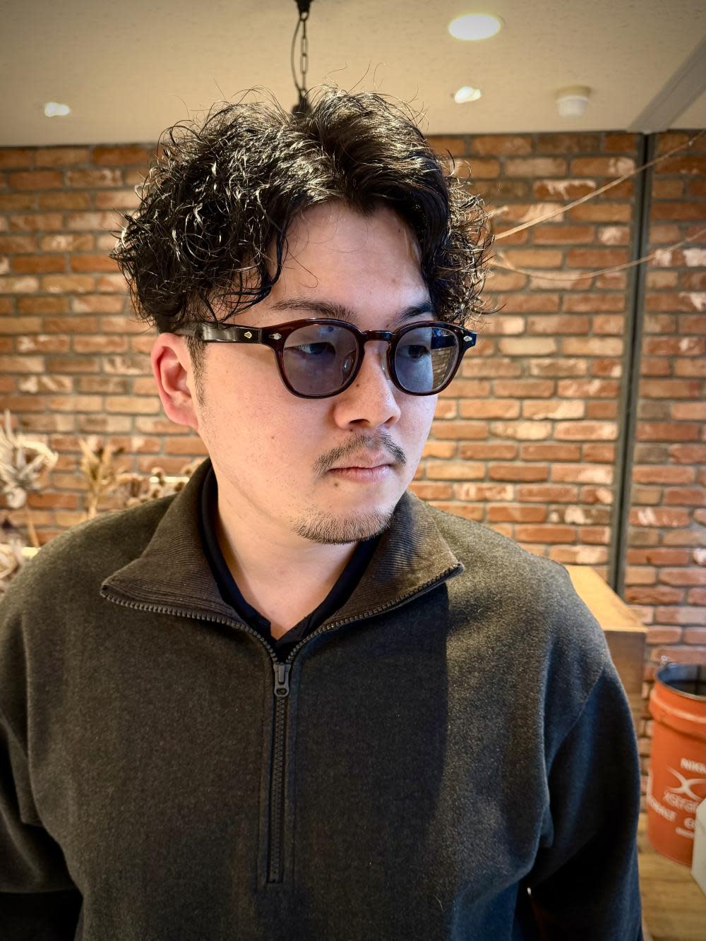 bococa by KENJE/メンズカット｜フェード【ボコカバイケンジ】のスタイル紹介。メンズカットツイスパシャドウパーマ