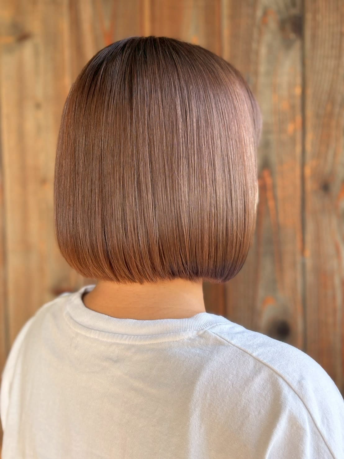 Lalant【ララント】のスタイル紹介。大人カジュアルなミニボブ