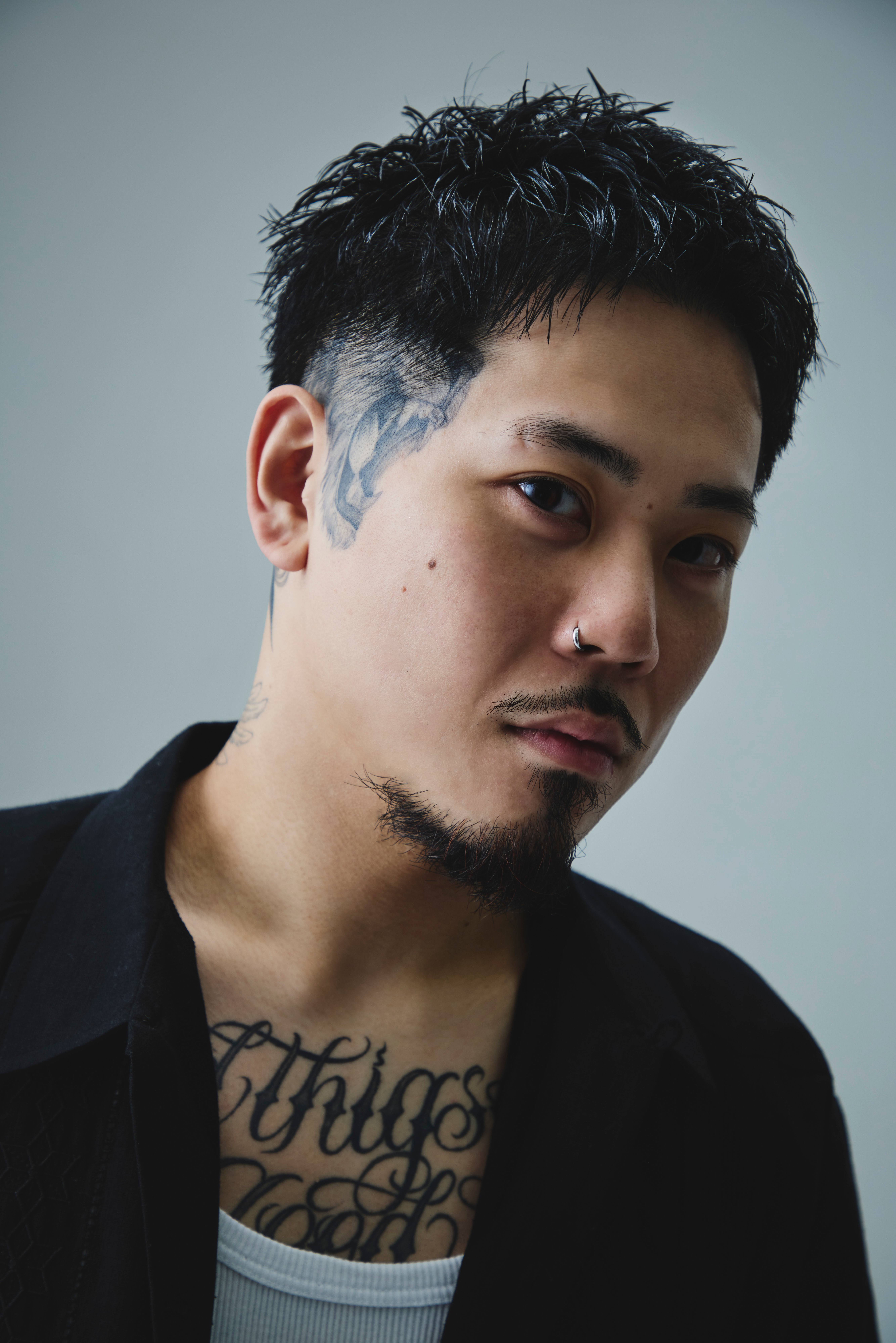 メンズサロン DAMDEE TOKYO HAIR LOUNGE 新宿店【メンズサロン ダムディートウキョウヘアラウンジ シンジュクテン】のスタイル紹介。DAMDEE TOKYO HAIR LOUNGE 新宿店