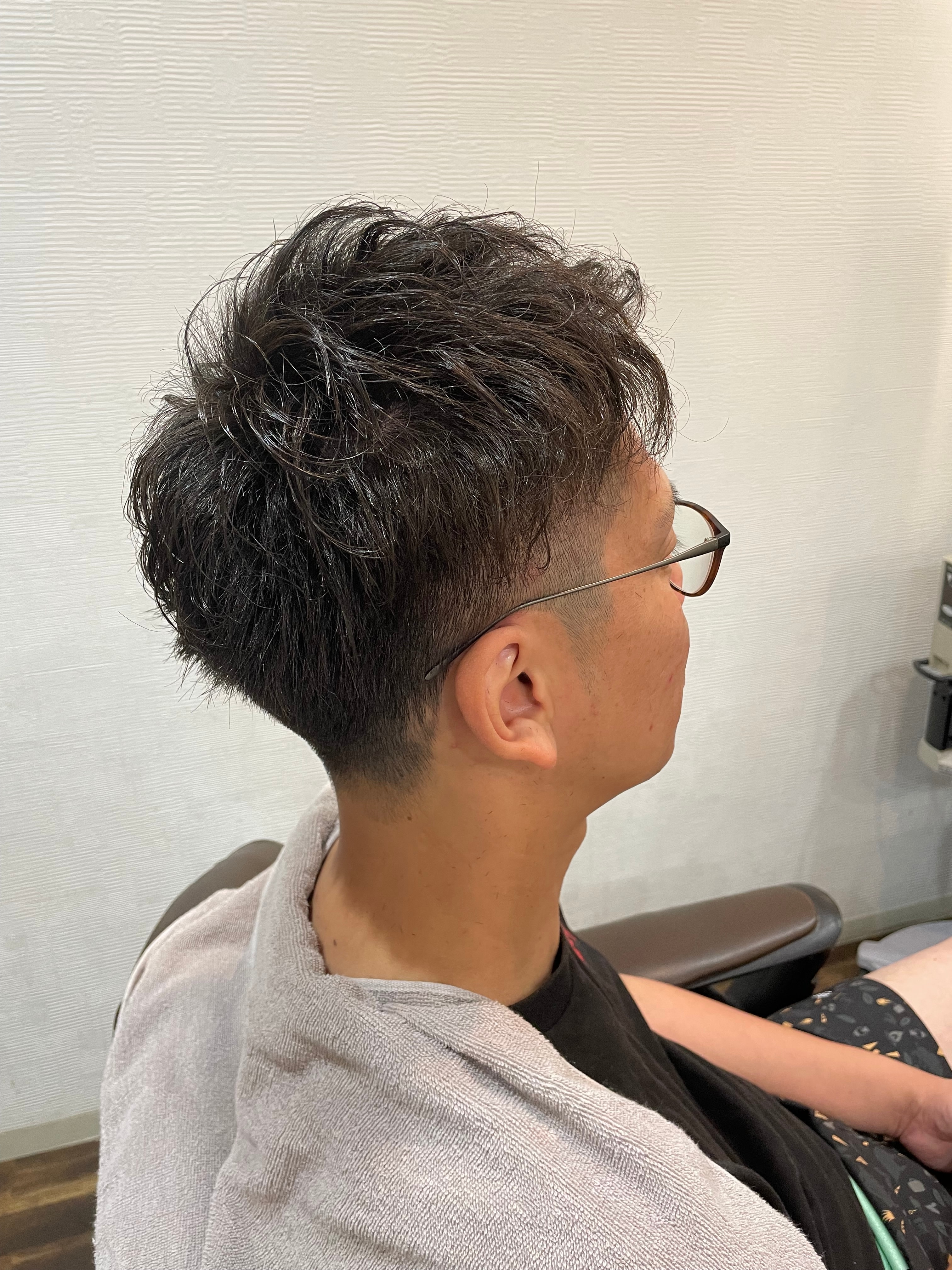 TOTAL CUT HOUSE SUPERMAN【トータルカットハウス スーパーマン】のスタイル紹介。２ブロックレイヤーショートパーマ