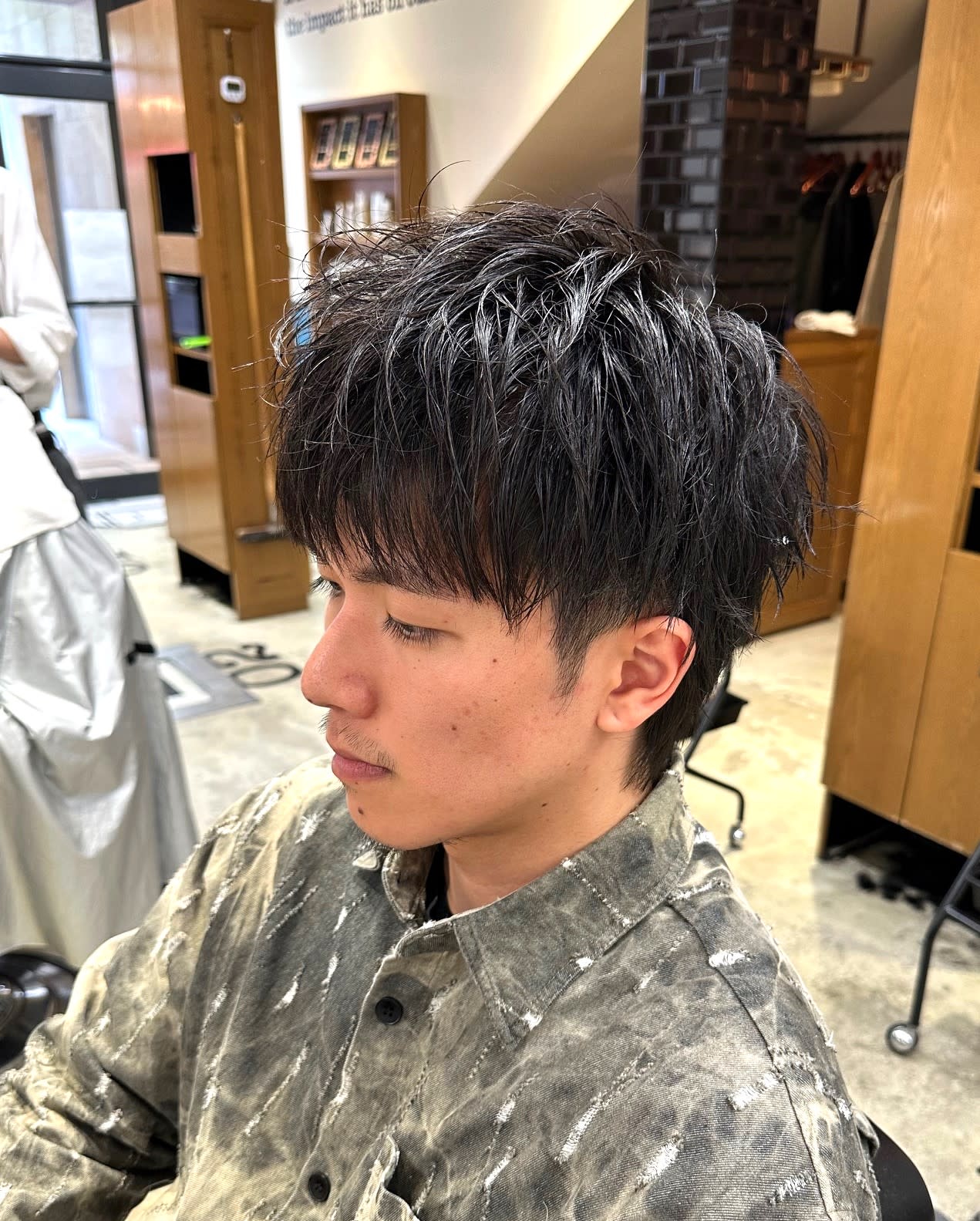 MENS ONLYSALON SHIFT(メンズサロン)【メンズオンリーサロンシフト】のスタイル紹介。ナチュラルマッシュ【SHIFT】