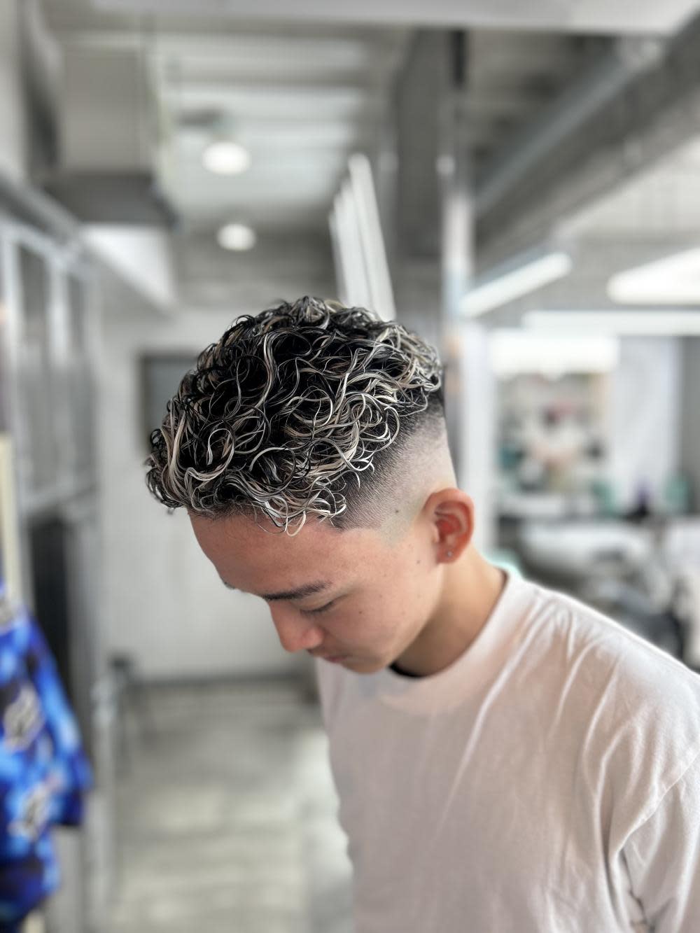 DAMDEE TOKYO 船橋店【ダムディートウキョウヘフナバシテン】のスタイル紹介。大人気極道パーマ