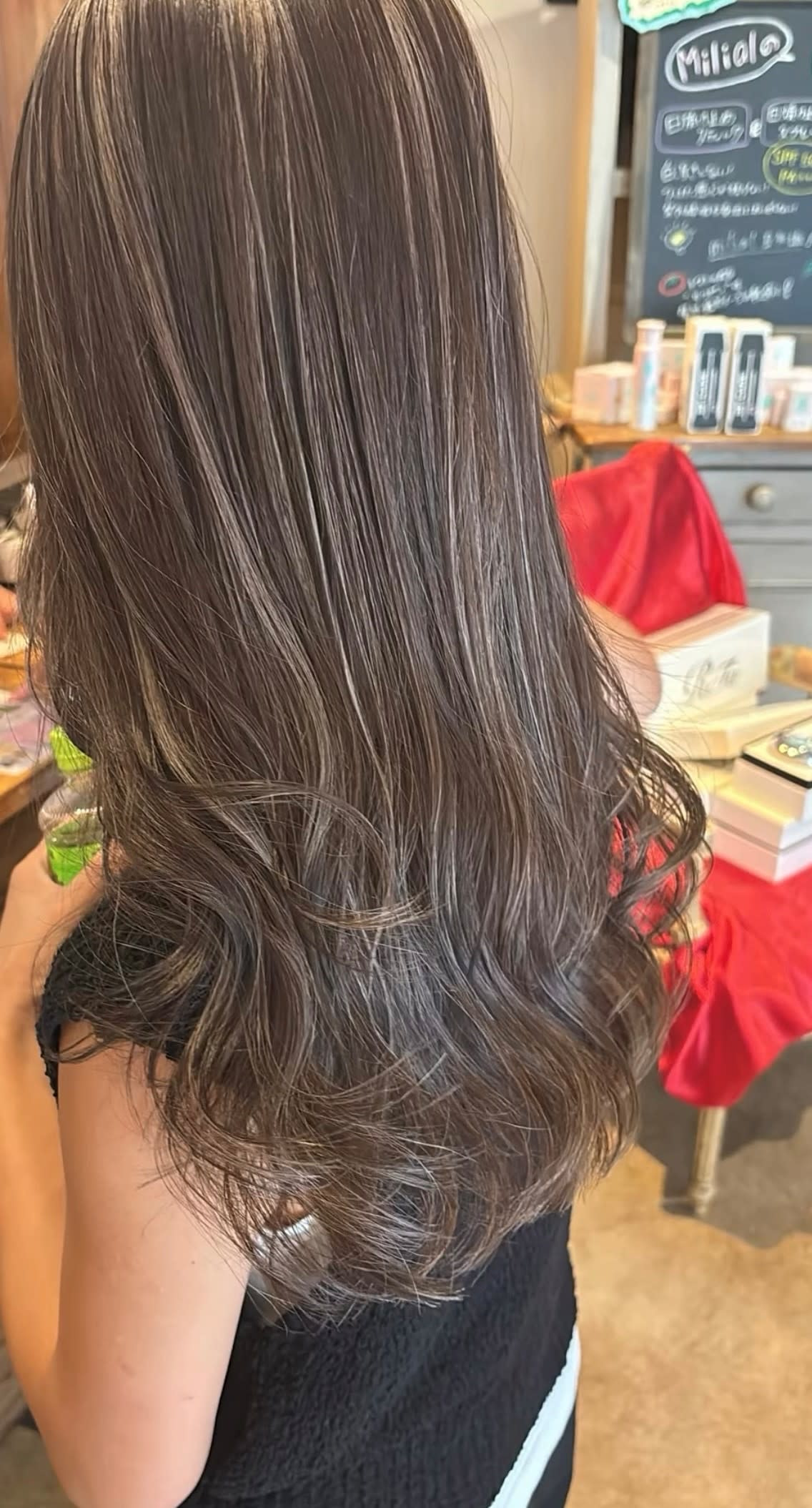 Milial【ミリアル】【ミリアル】のスタイル紹介。ハイライト