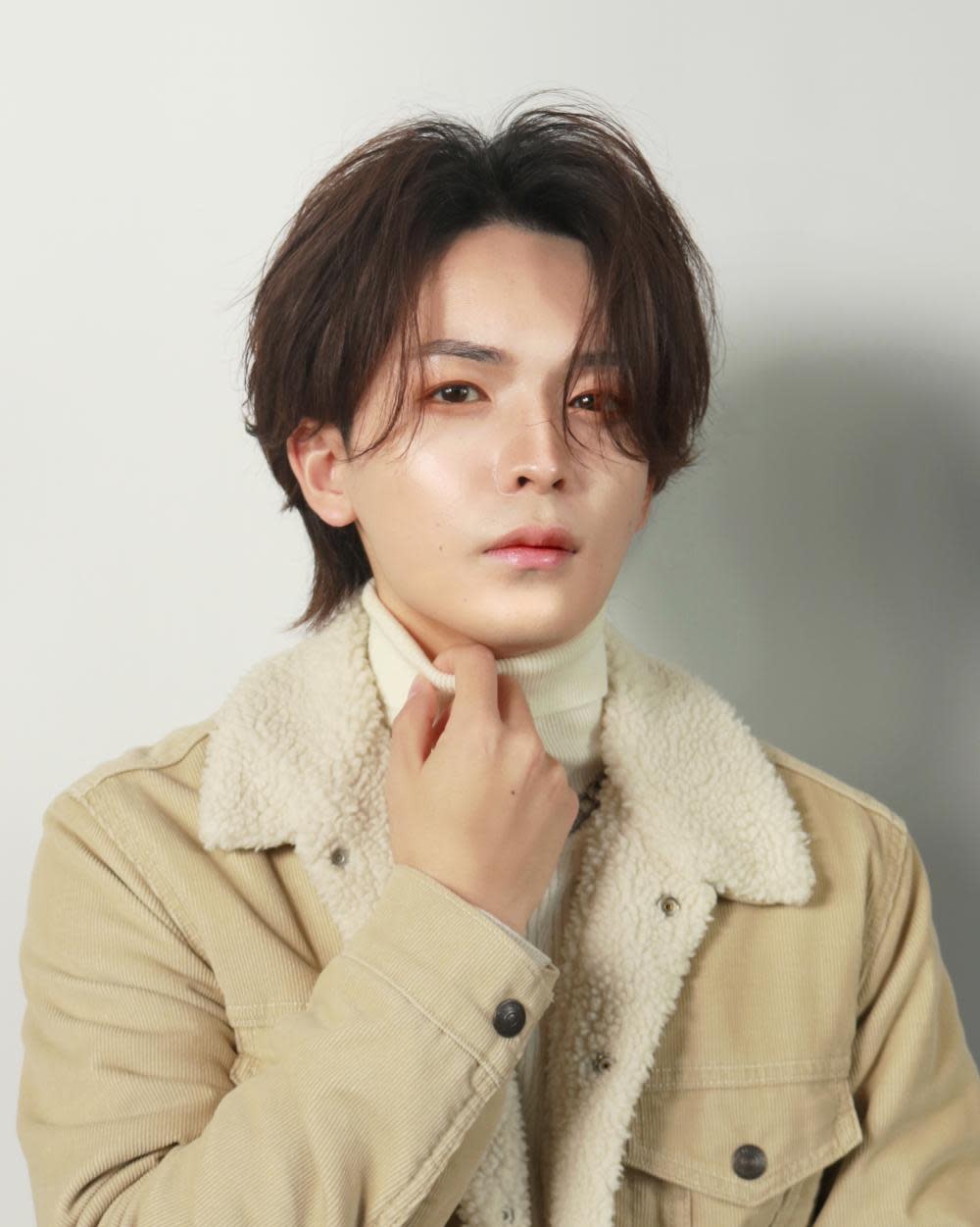 KUROT 福岡本店【クロト フクオカホンテン】のスタイル紹介。溢れラフセンターパート