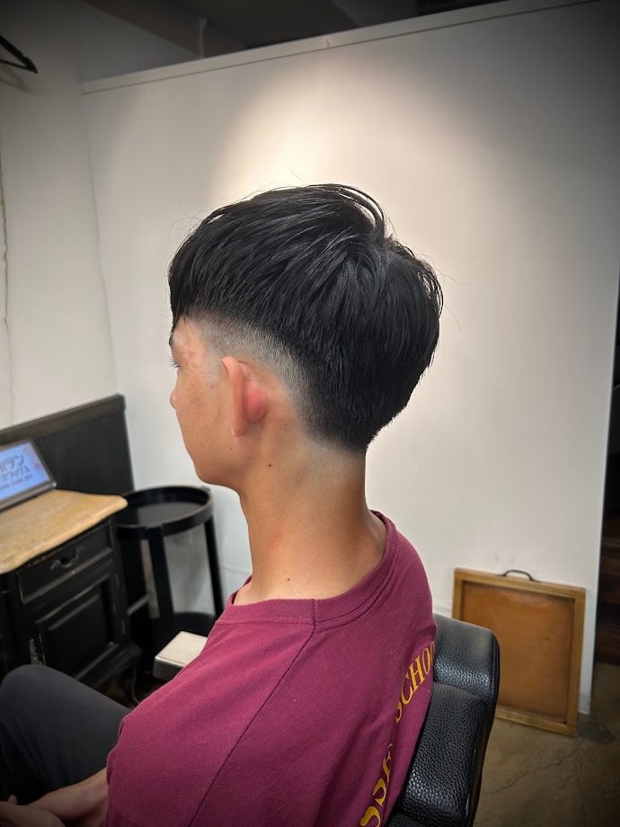 @110barbershop博多店　メンズカット/フェード/眉毛/理容室【ワンワンオー バーバー ショップ ハカタテン　メンズカット　フェード　マユゲ　リヨウシツ】のスタイル紹介。20代30代40代【濡れパン】濡れパン/メンズカット