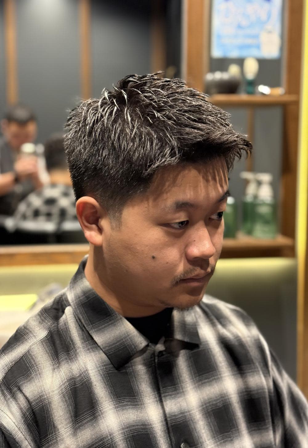 銀座shino【ギンザ シノ】のスタイル紹介。メンズ　理容室　スパイキーショート　刈り上げ