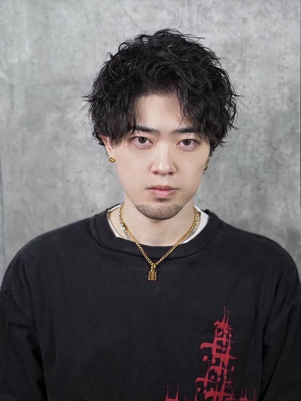 ヒロ銀座 BARBER SHOP 新宿店【ヒロギンザバーバーショップシンジュクテン】のスタイル紹介。ツイスパアップバング〈理容室〉