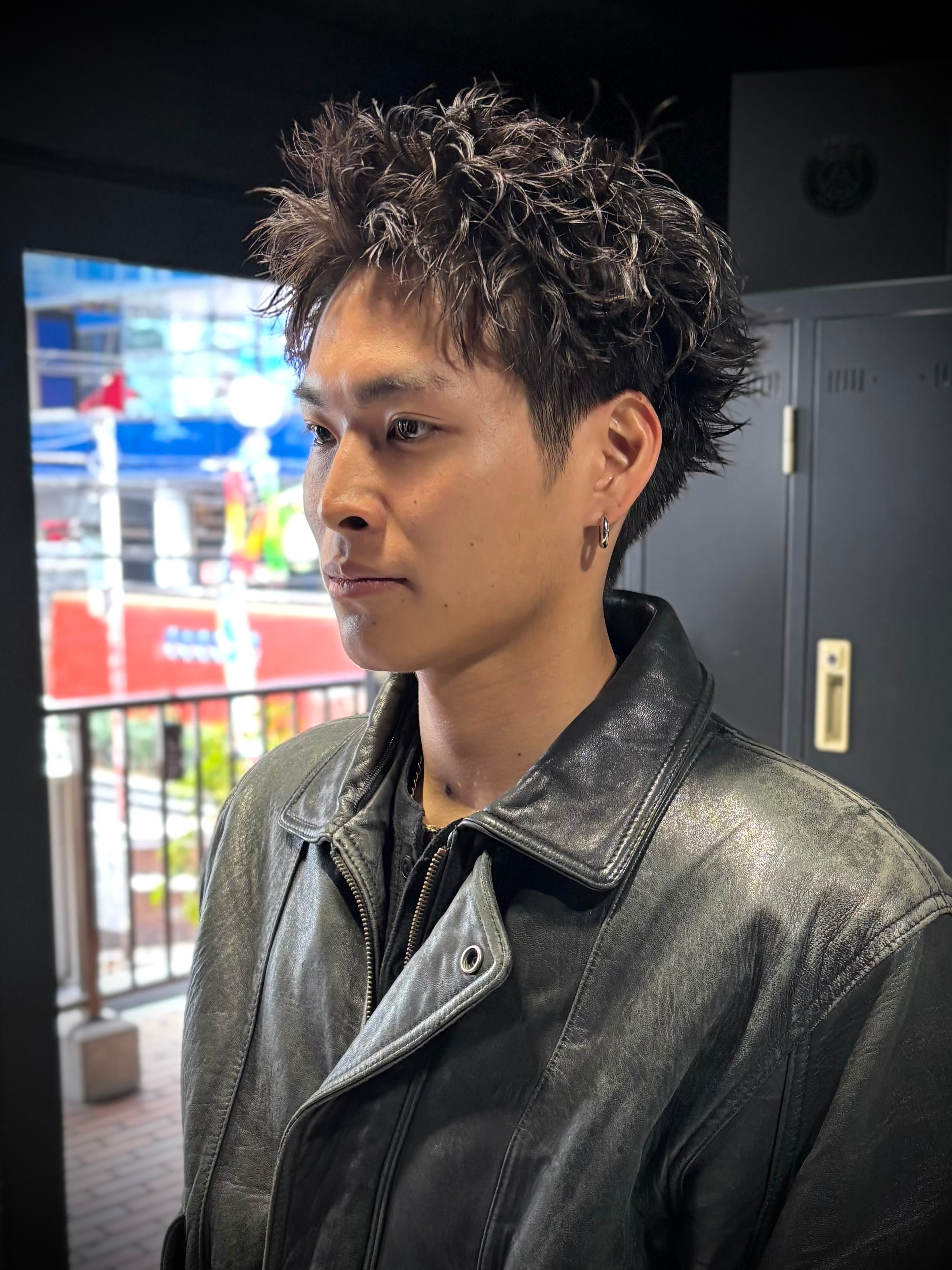 owl 心斎橋【アウル シンサイバシ】のスタイル紹介。【スパイキーショート×ピンパーマ】短髪/刈り上げ/men's