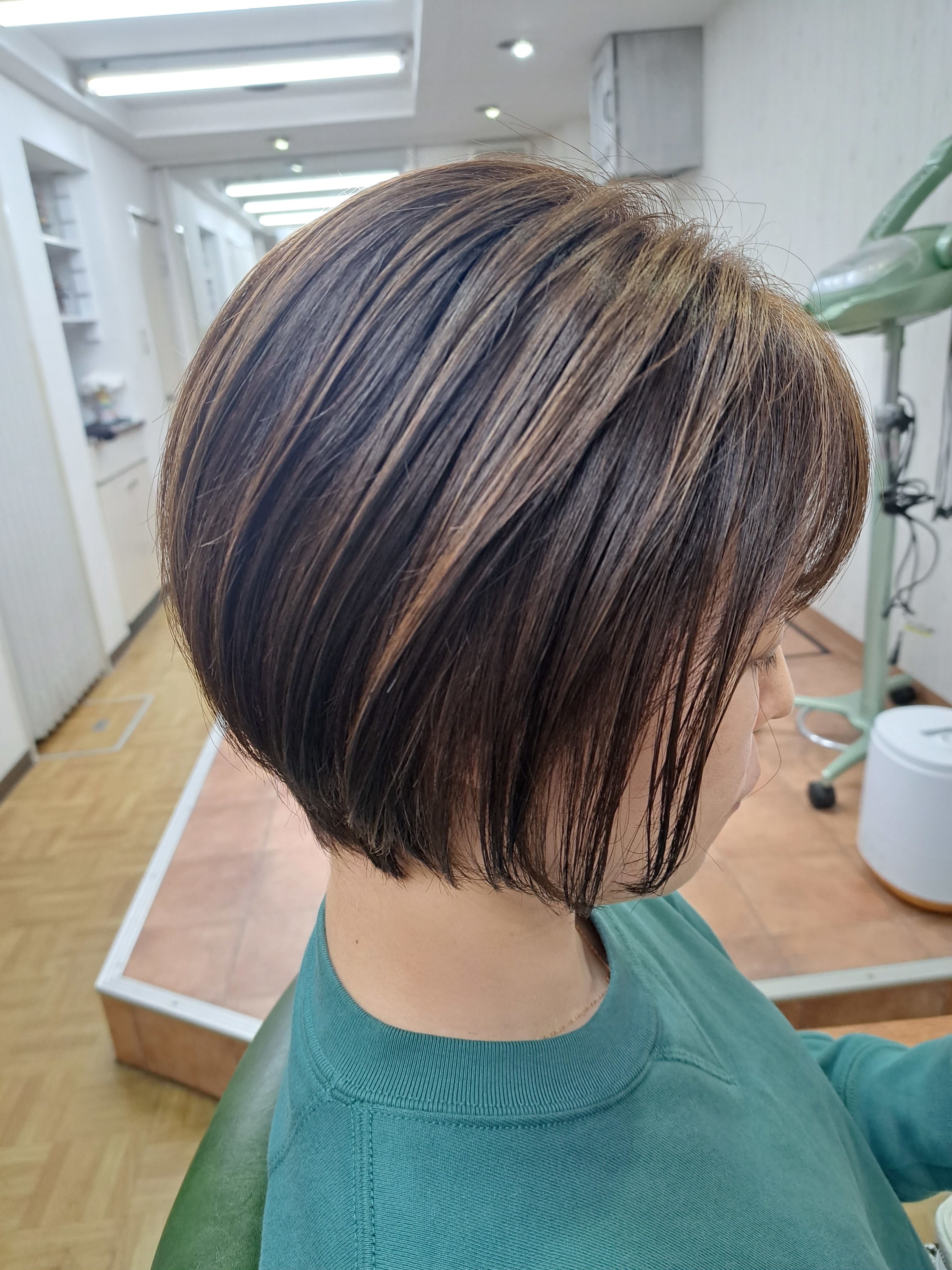 Amity【アミティ】のスタイル紹介。白髪ぼかしポイントブリーチ！