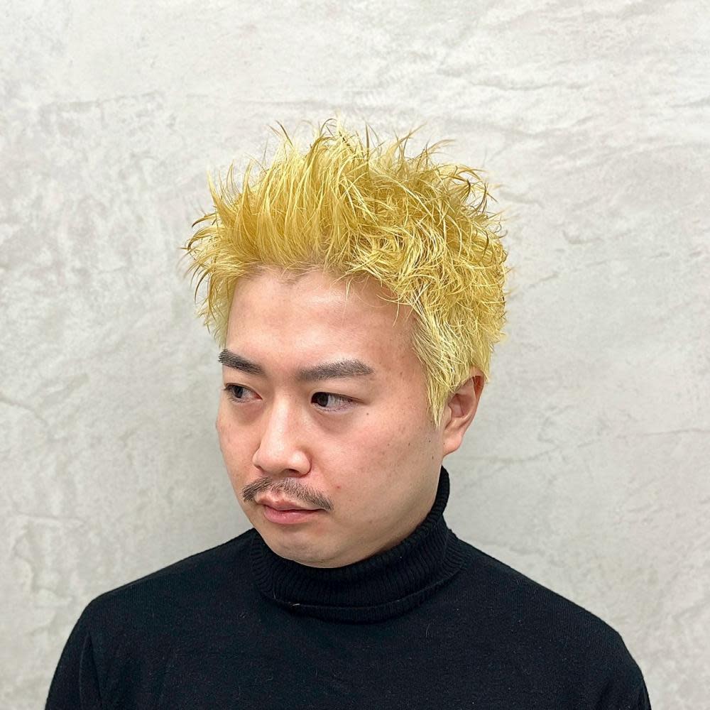 SARM MAN 人形町〈理容室〉【サームマン ニンギョウチョウ リヨウシツ】のスタイル紹介。ハイトーンスパイキーショート/個室理容室/メンズ専門