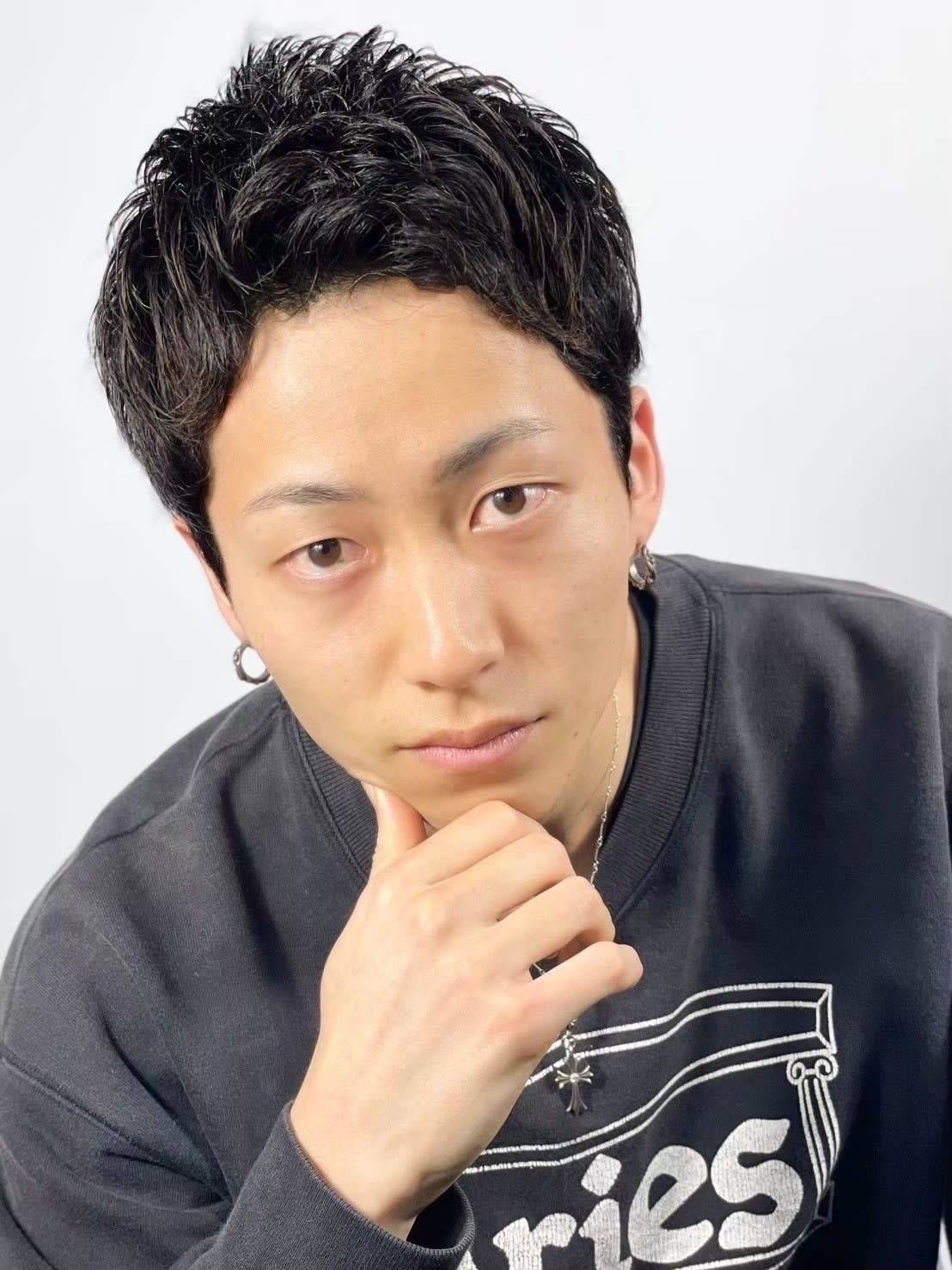 ヒロ銀座ヘアーサロン銀座一丁目店【ヒロギンザヘアーサロンギンザイッチョウメテン】のスタイル紹介。【HIRO GINZA】無造作ラフ束感ショートパーマ