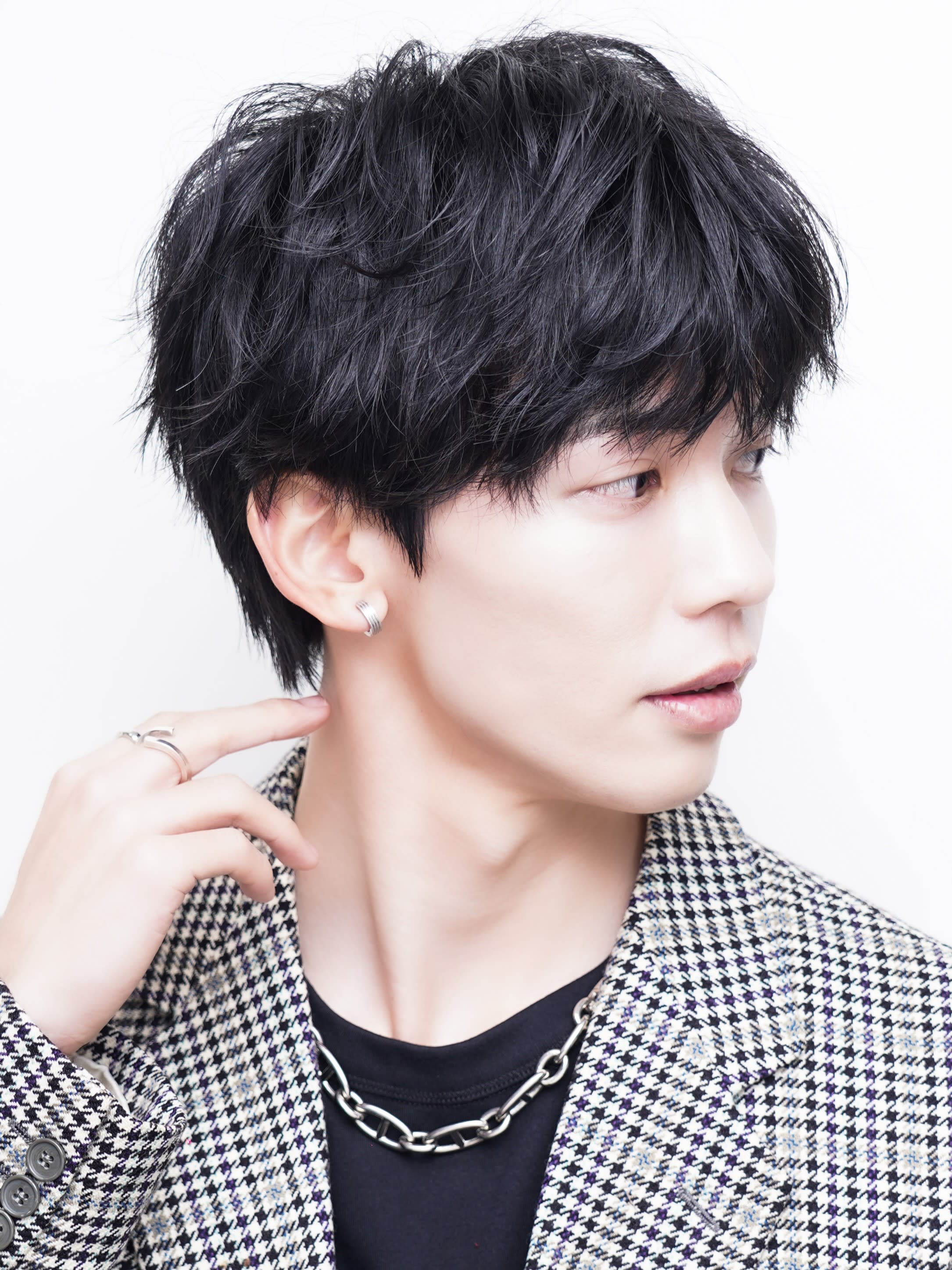 Men's salon SEPT. 博多【メンズサロン セプト ハカタ】のスタイル紹介。眉毛カット ニュアンスパーマ フェザーパーマ 20代 束感