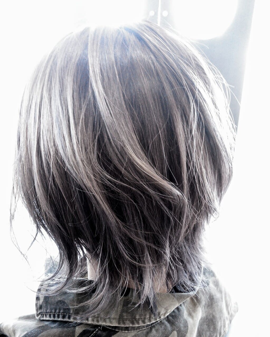 Lucie 【ルーシェ】【ルーシェ】のスタイル紹介。ウルフ