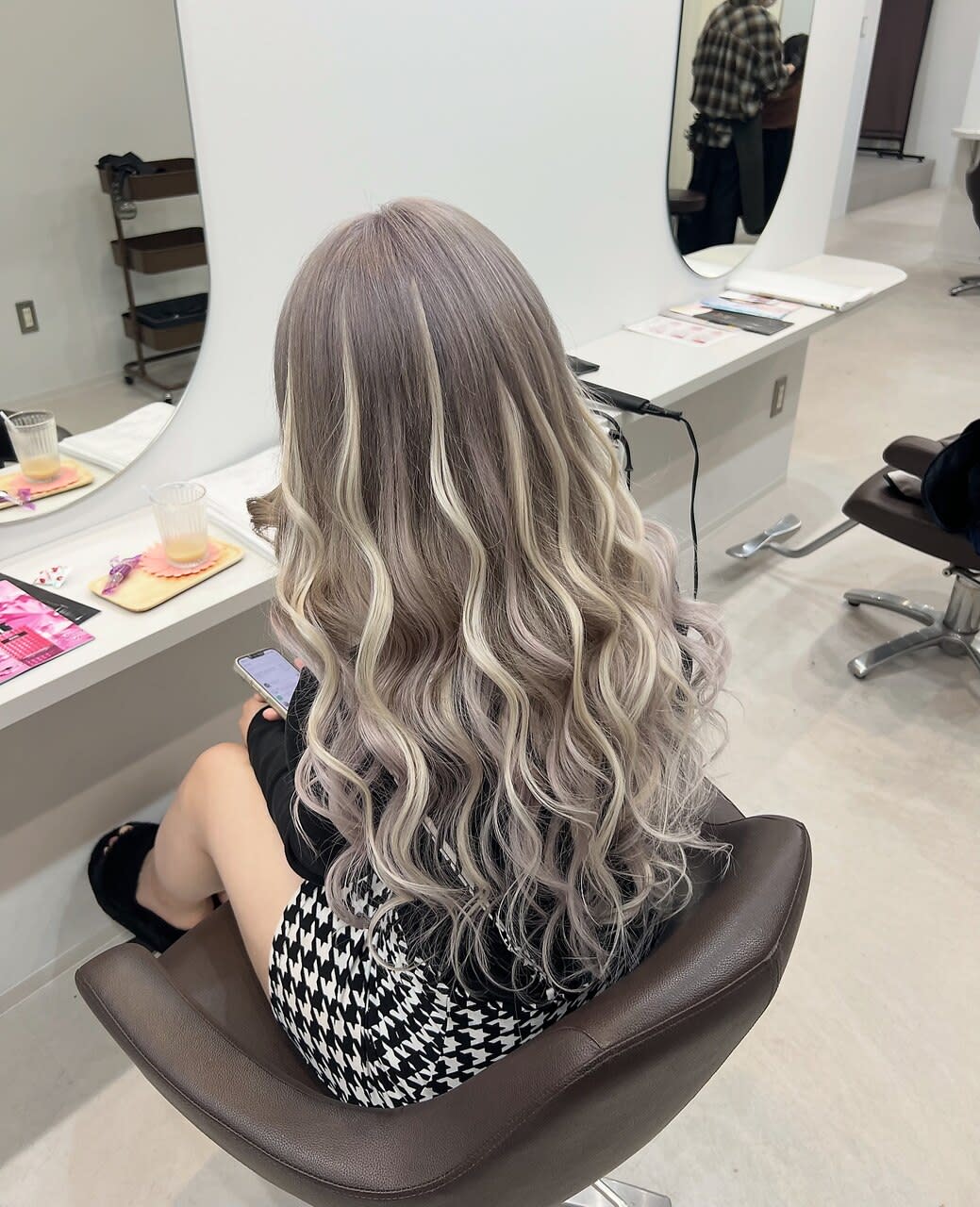 rita【リタ】のスタイル紹介。エクステハイライト